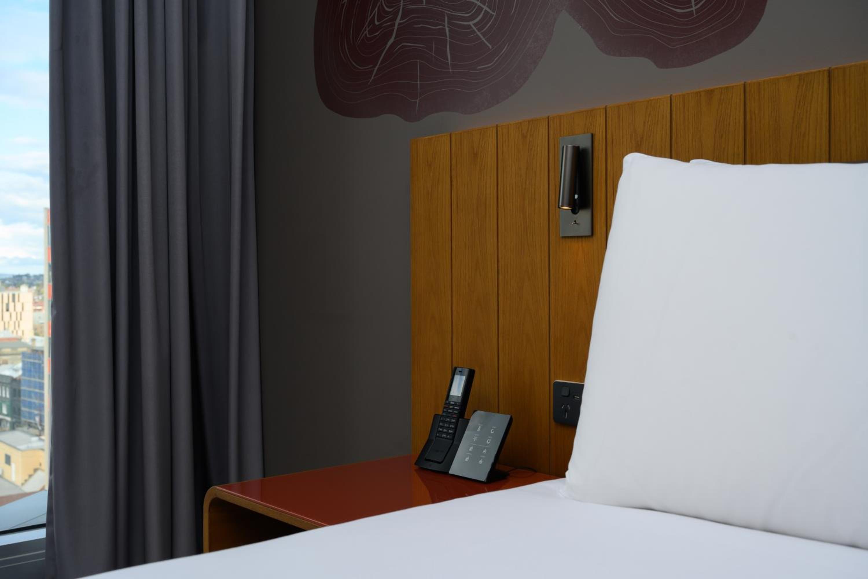 Standard Twin Room - Lounge Access - Photo 1