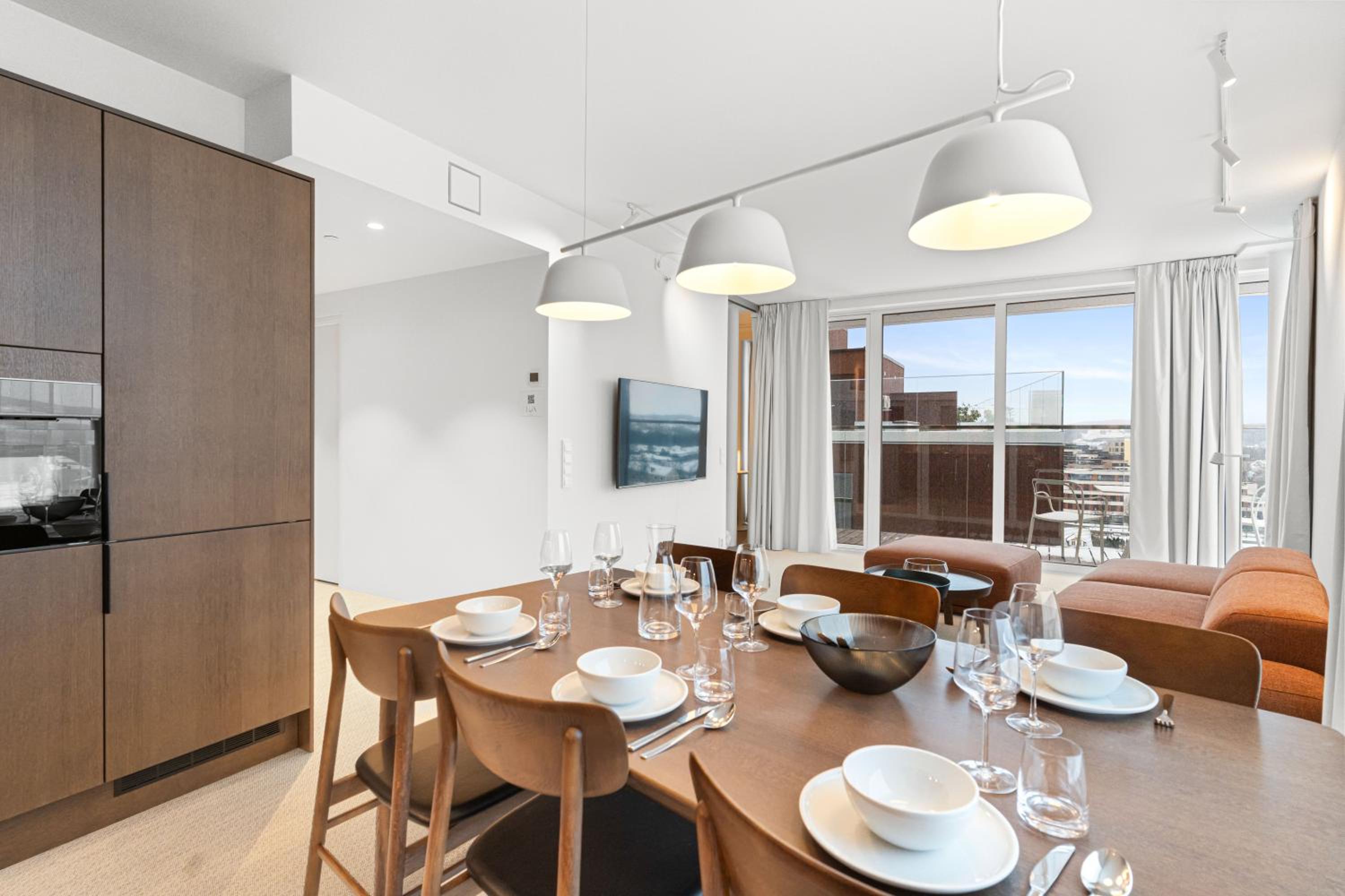 Deluxe Apartment with Two Bedrooms and Balcony - Photo 7