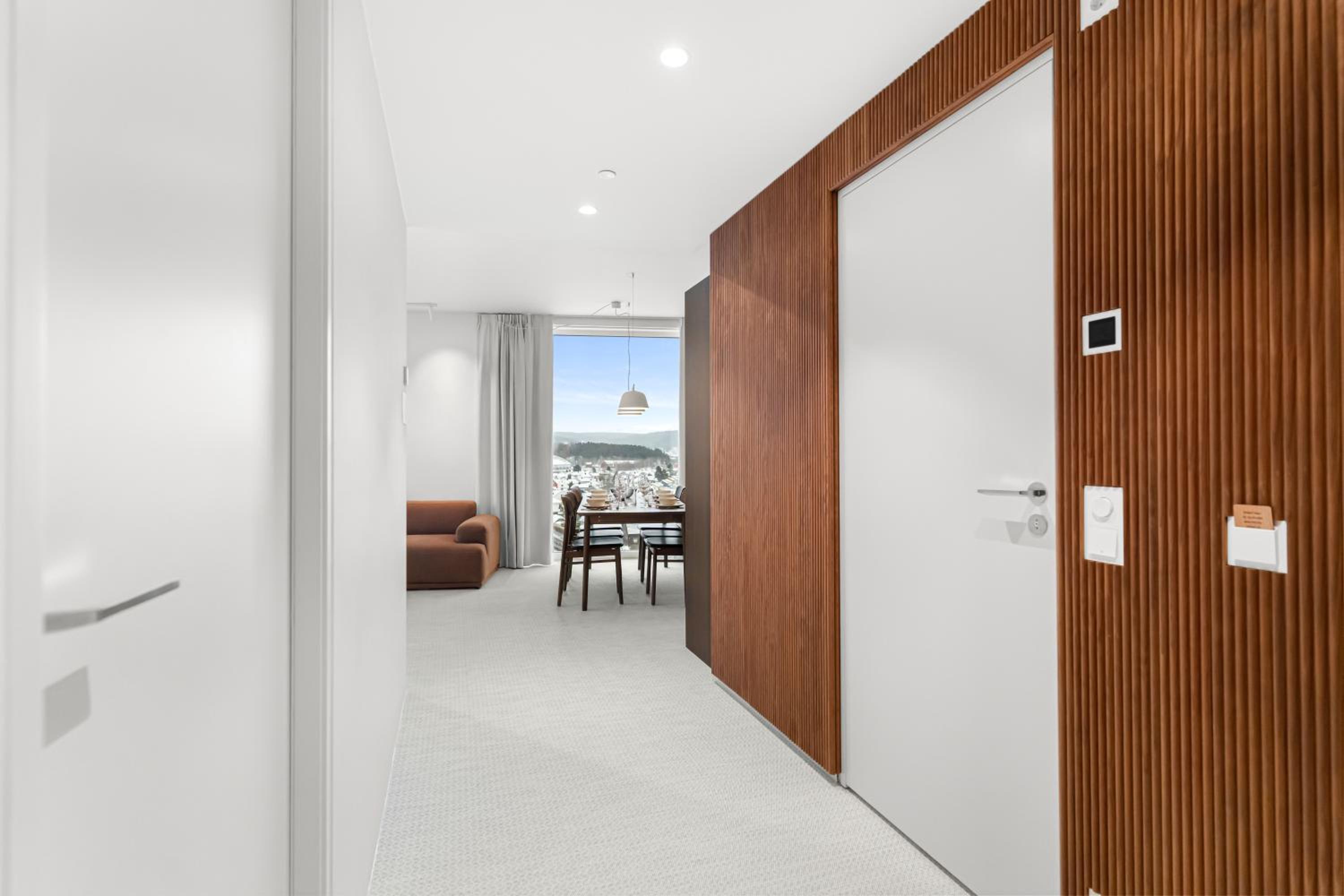 Deluxe Apartment with Two Bedrooms and Balcony - Photo 4