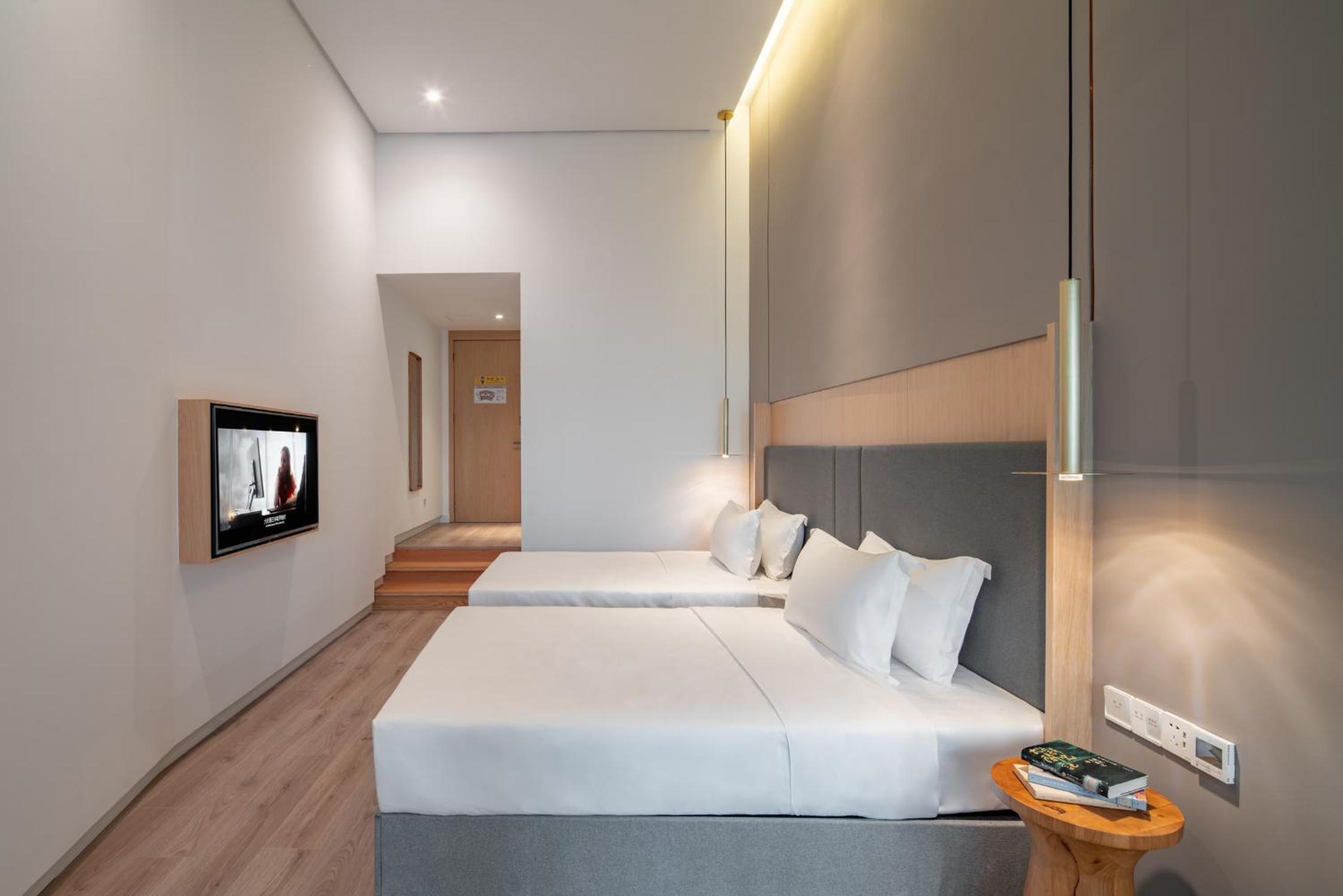 Deluxe Twin Room photo 2