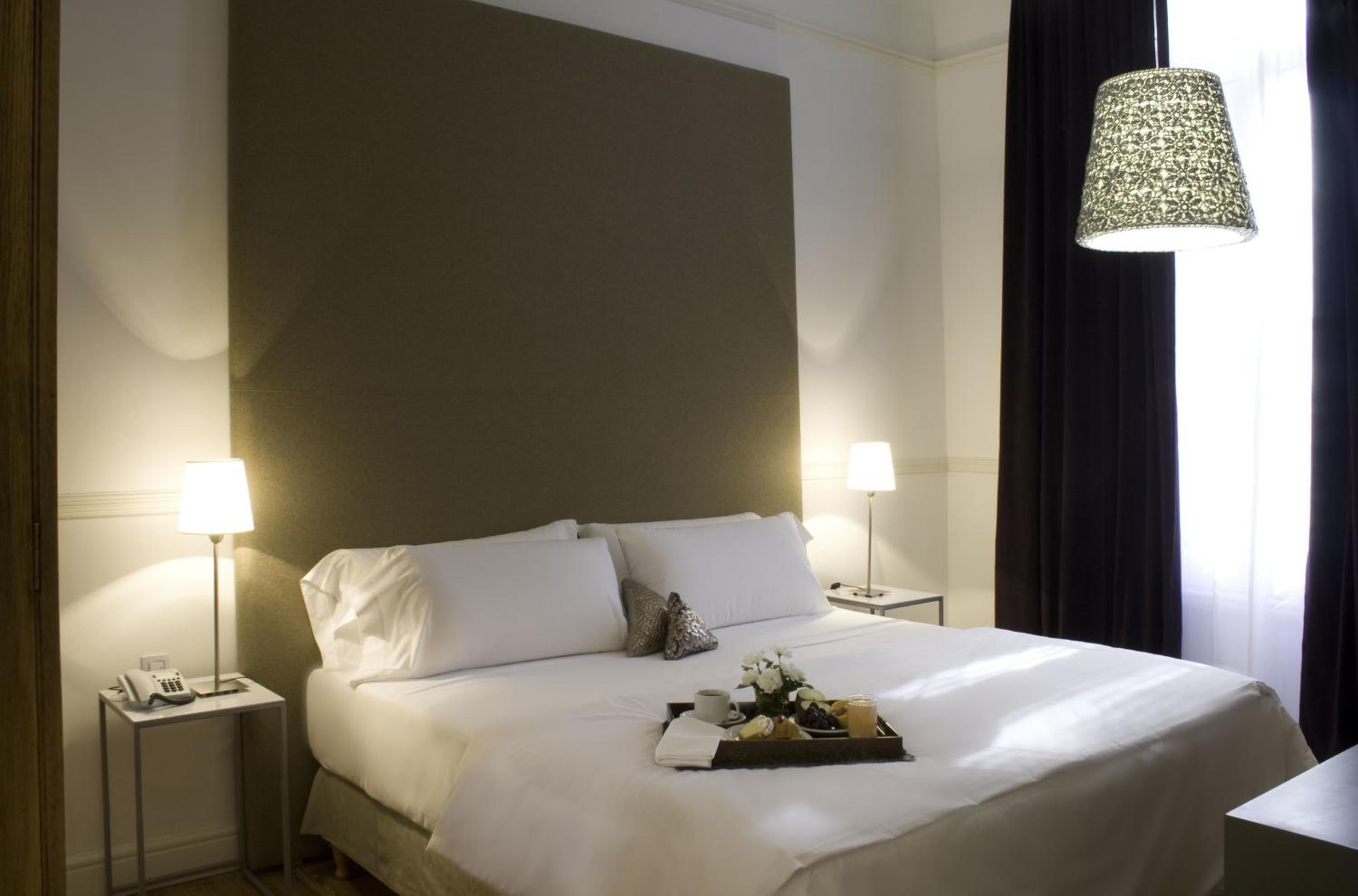 Queen Room - Mobility Access/Non-Smoking