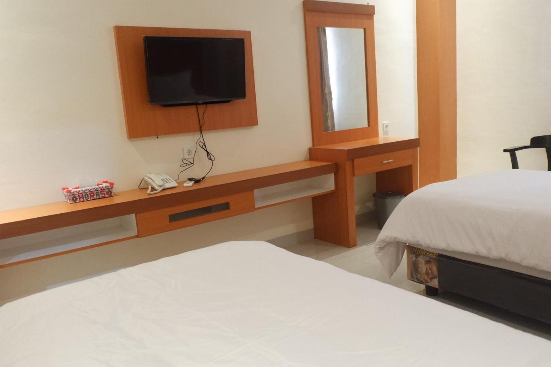 Large Double Room - Photo 14