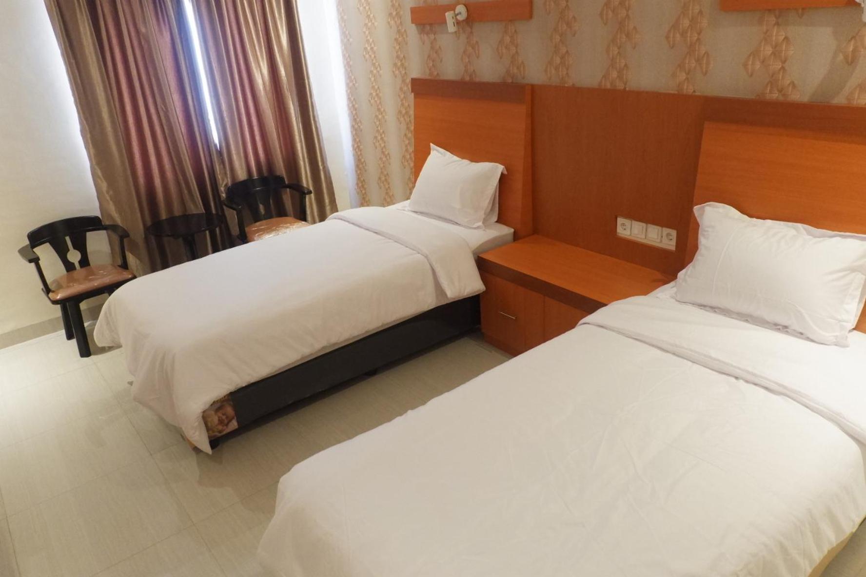 Large Double Room - Photo 13