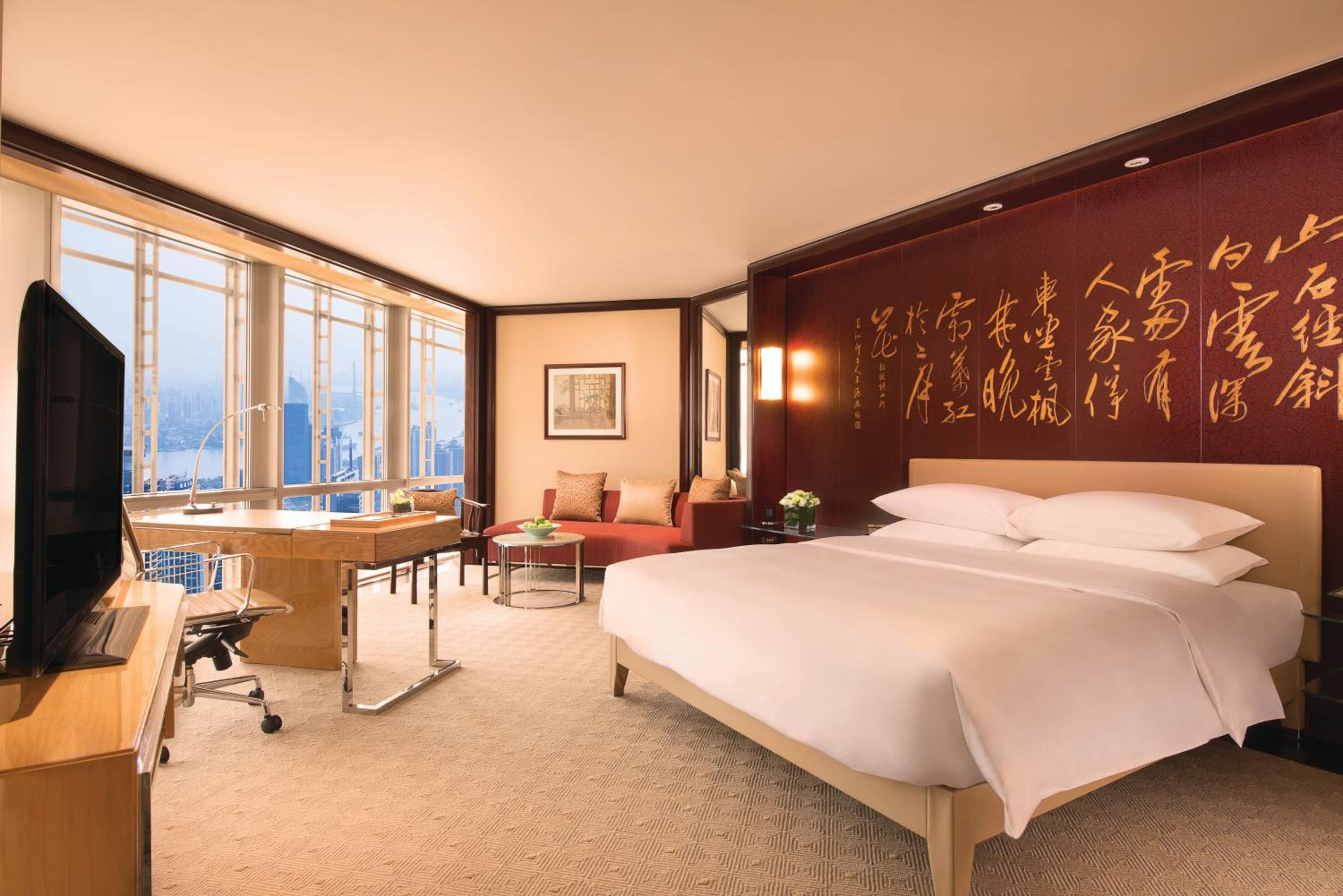 King Room with River View - Club Access photo 3