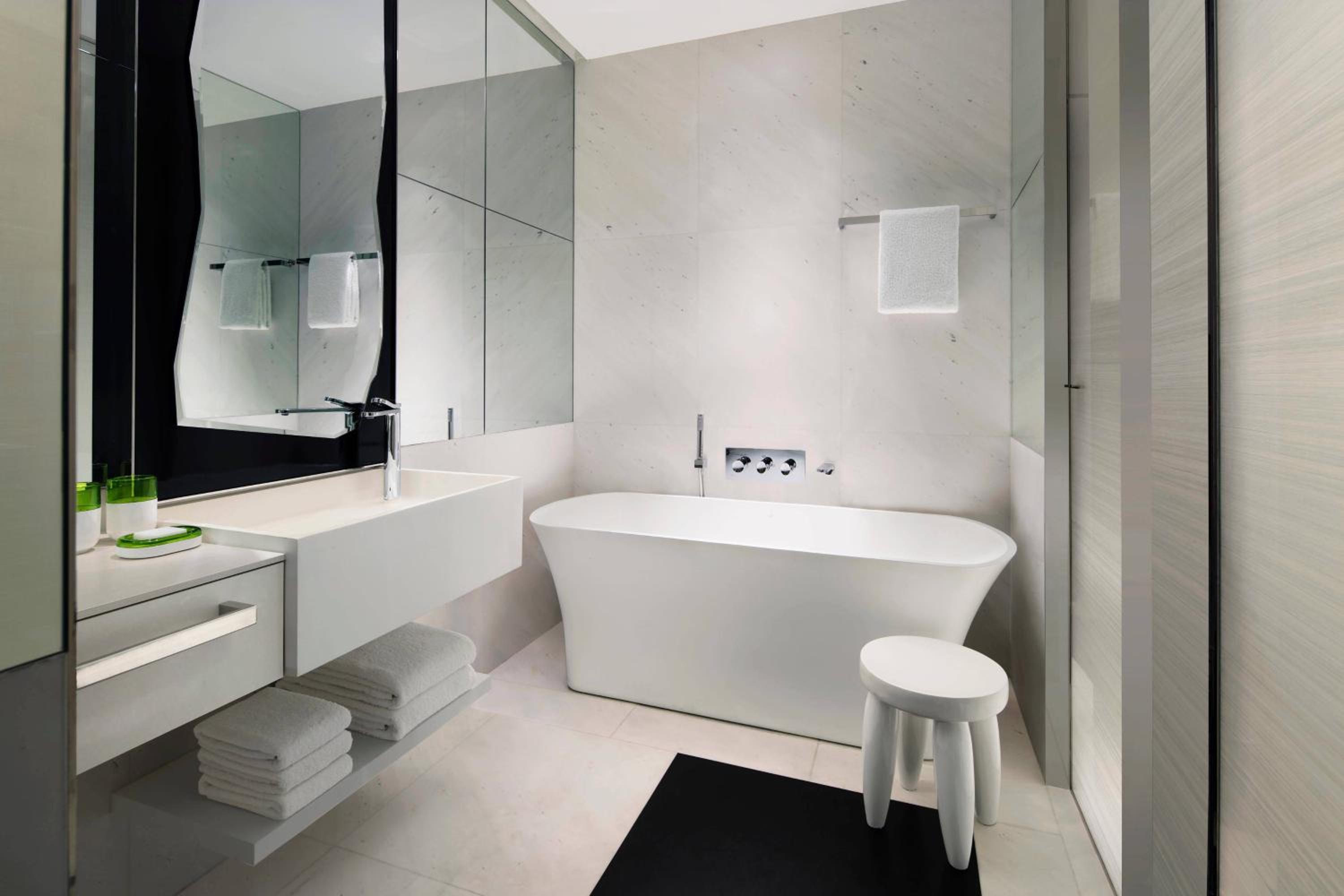 Family, Guest Room, 1 King