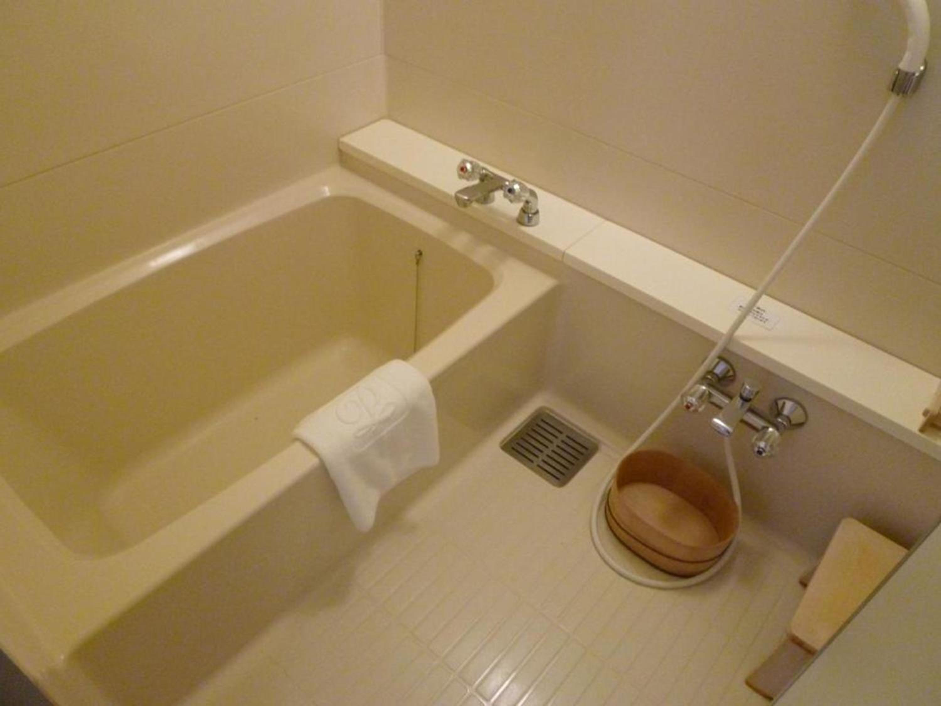 Twin Room A - Non-Smoking (East Building)  photo 3
