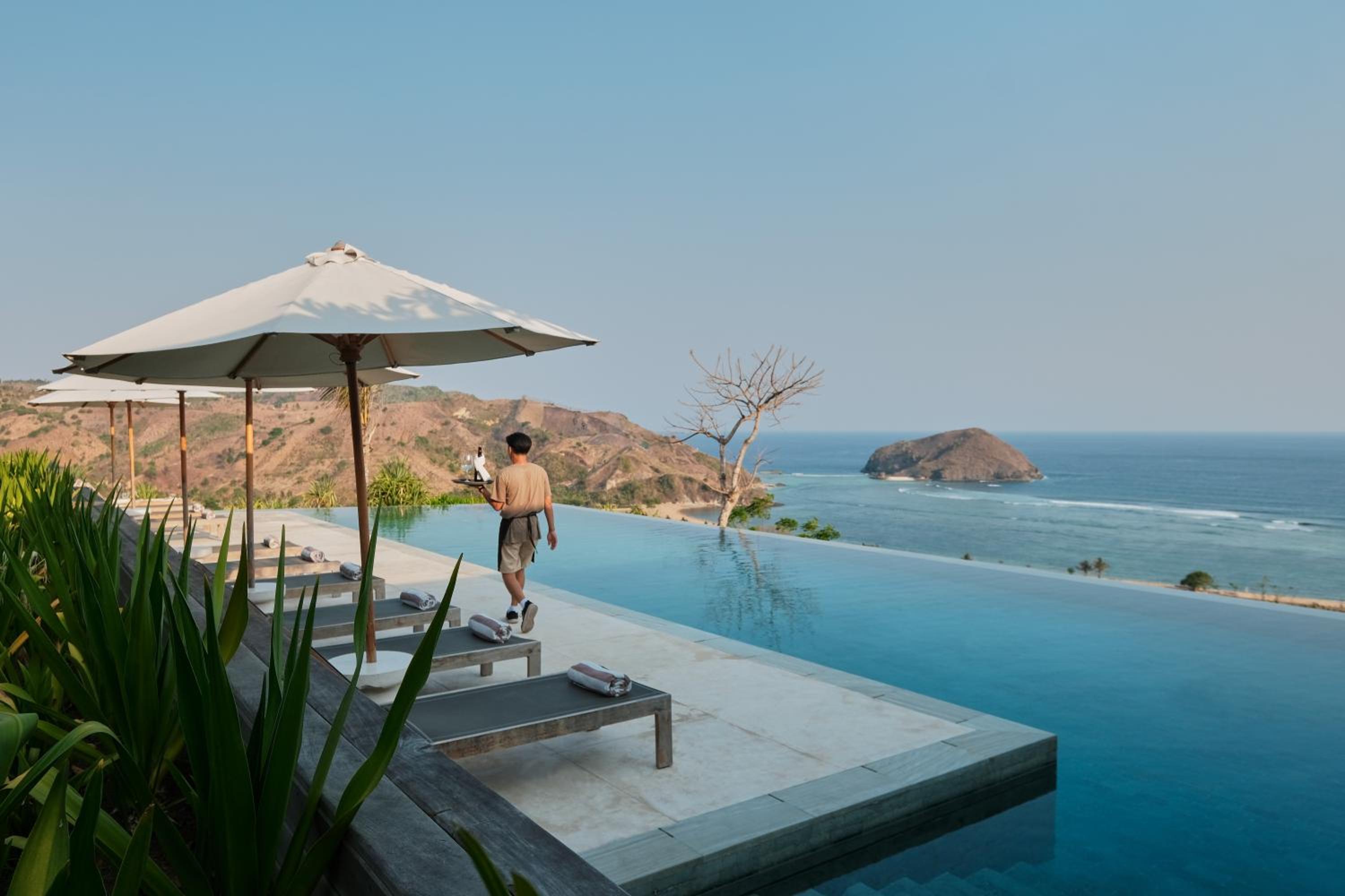 One-Bedroom Villa with Plunge Pool - Photo 32