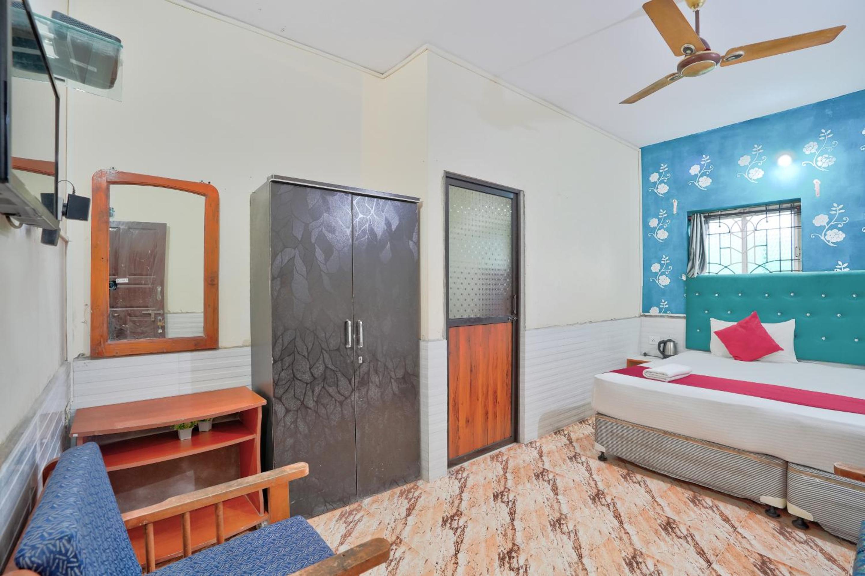 Two-Bedroom Apartment - Photo 12