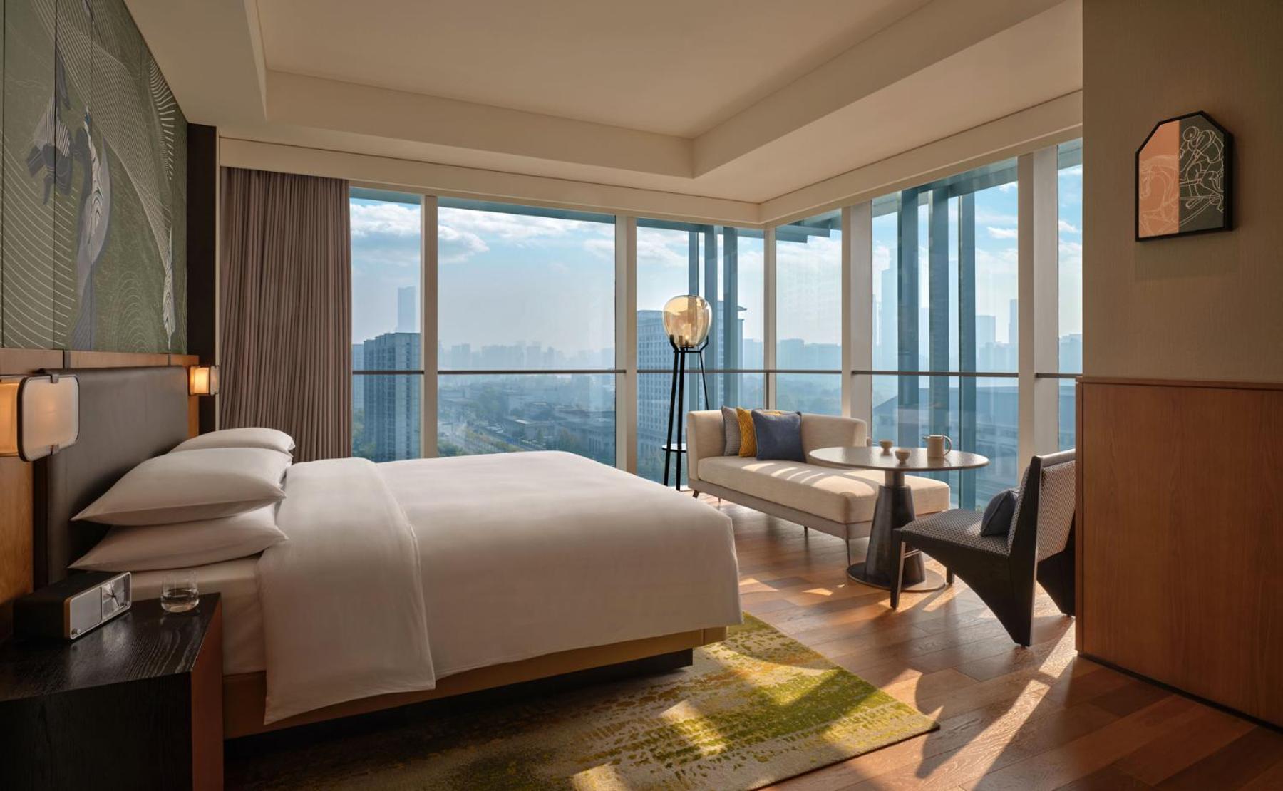 Premium King Room