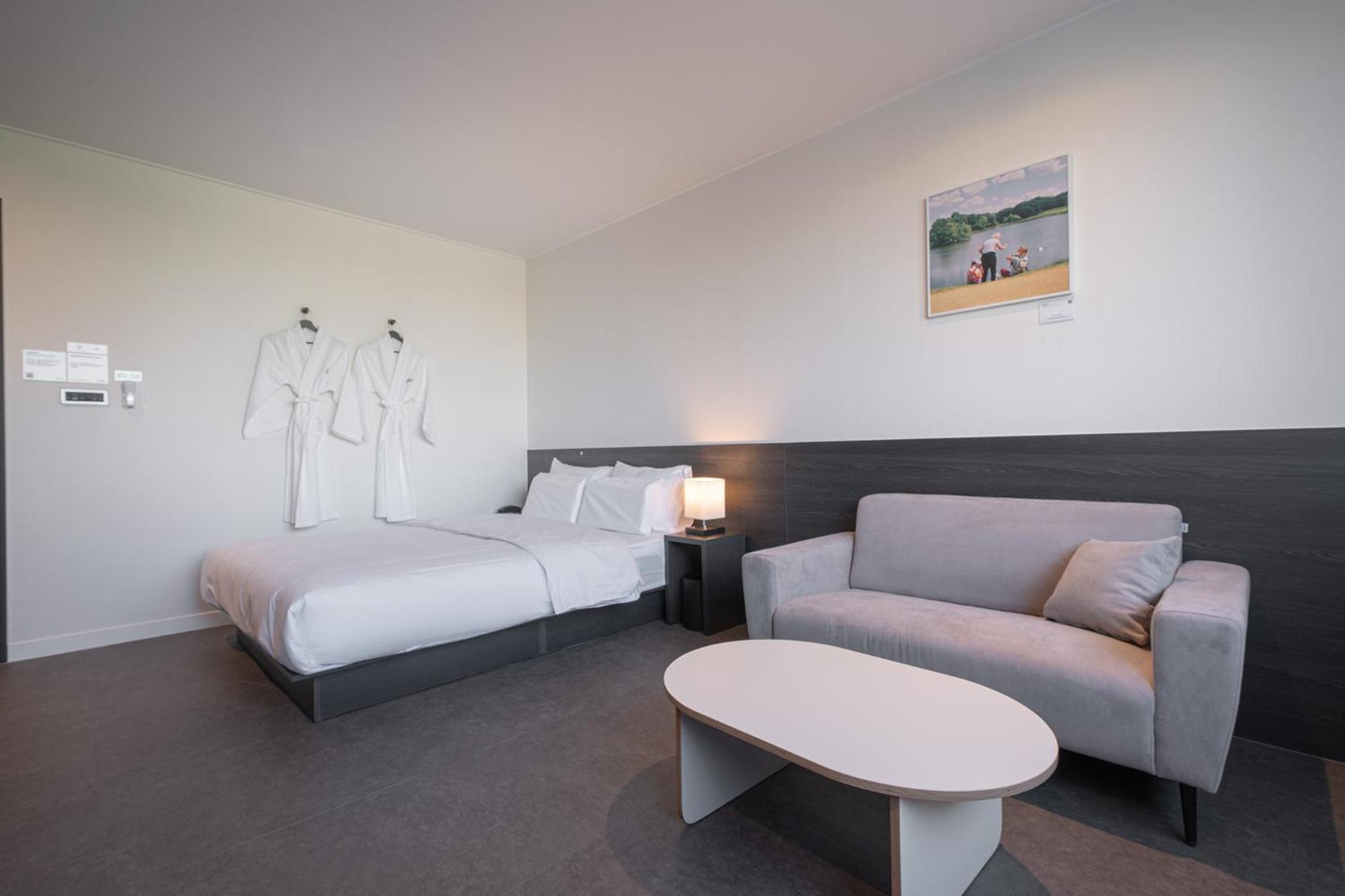 Standard Double Room - Photo 6
