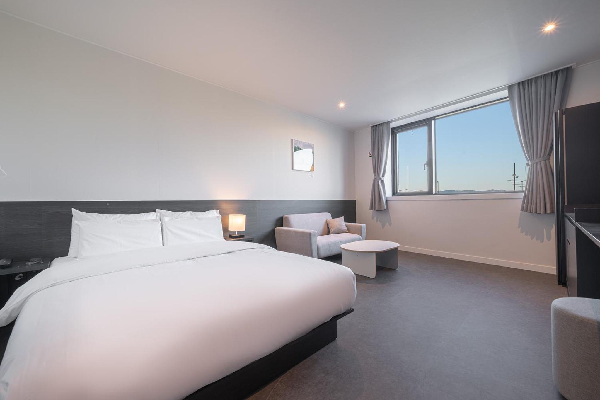 Standard Double Room - Photo 5