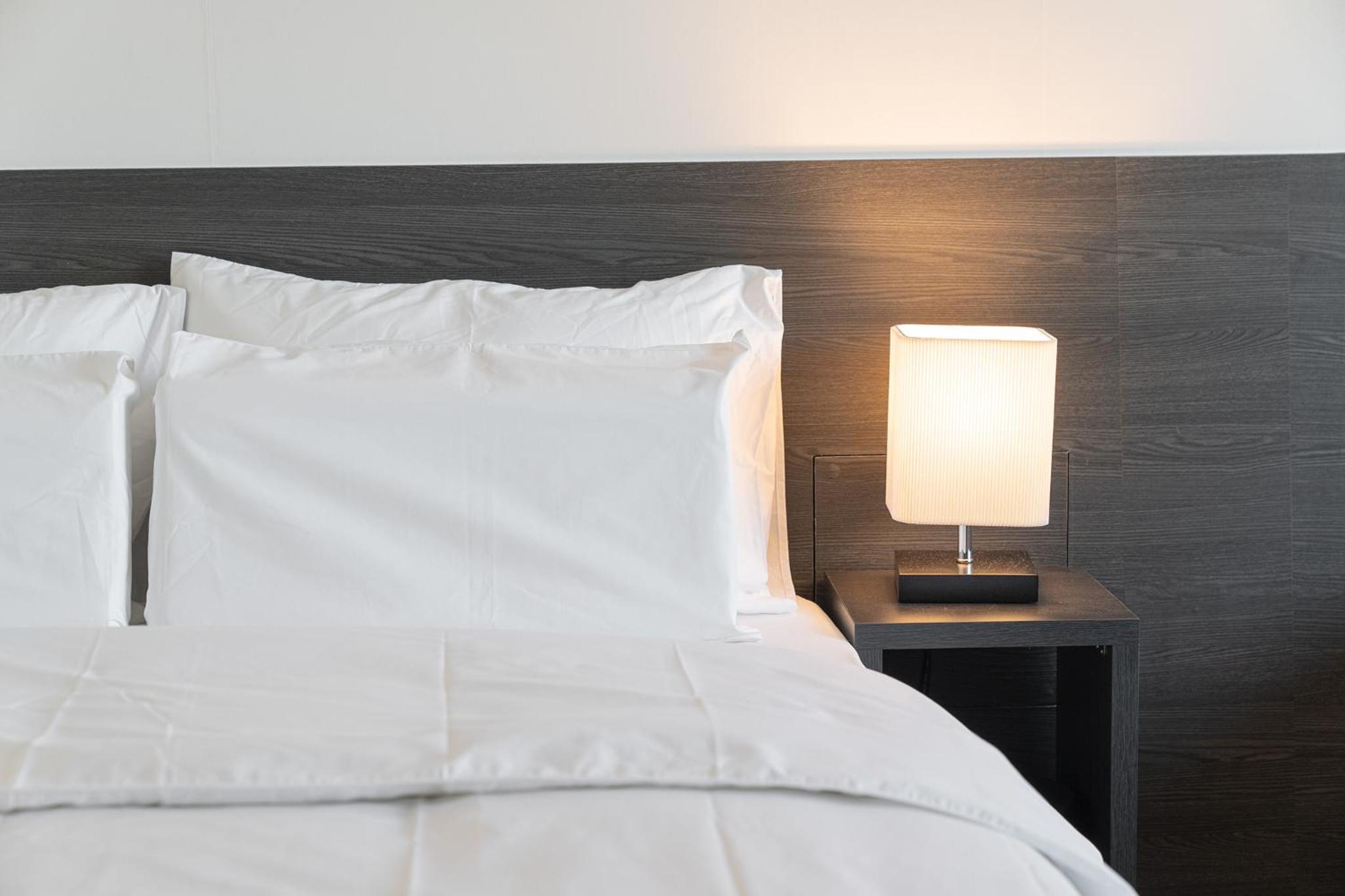Standard Double Room - Photo 12