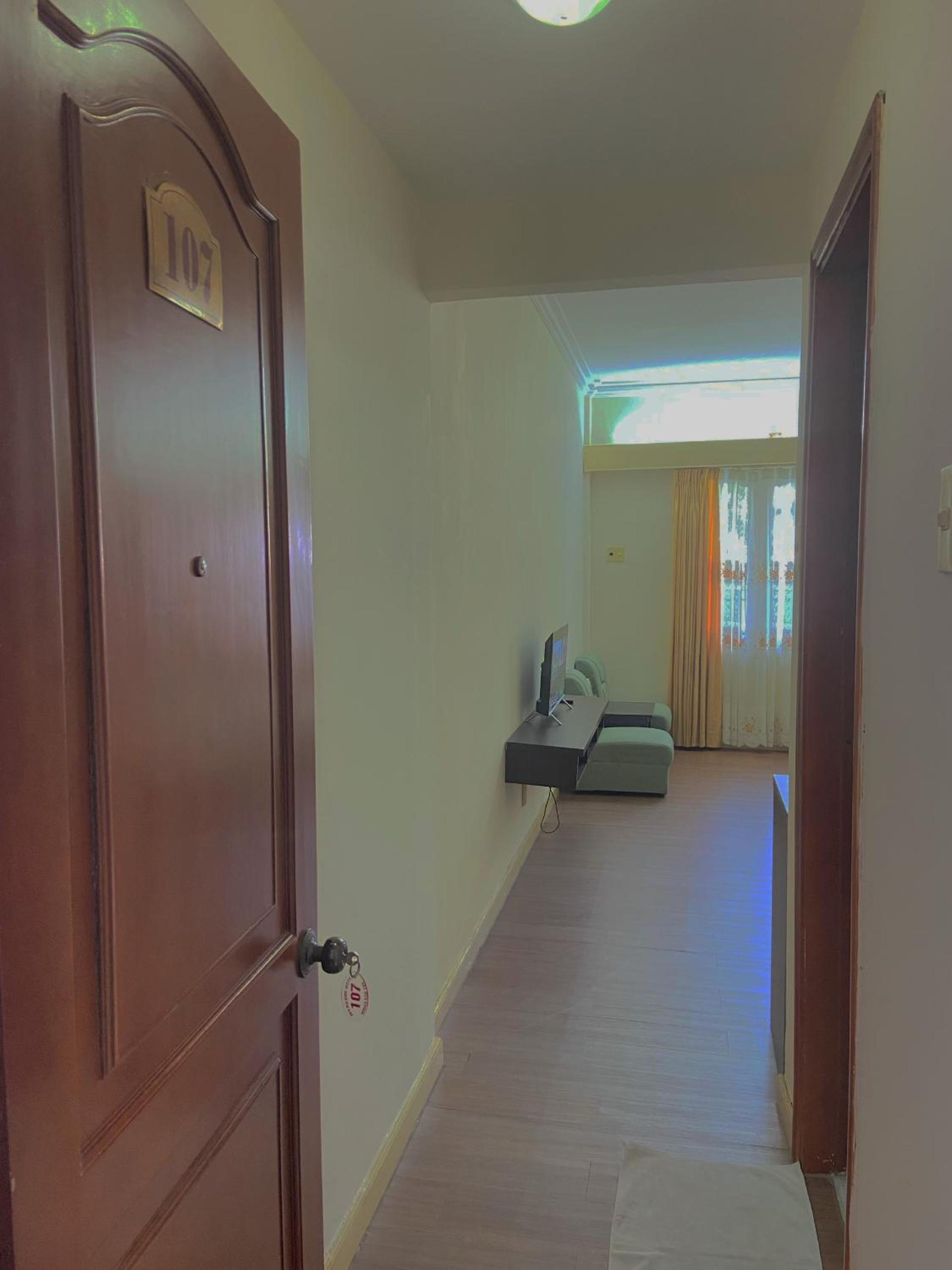 Standard Triple Room - Photo 7