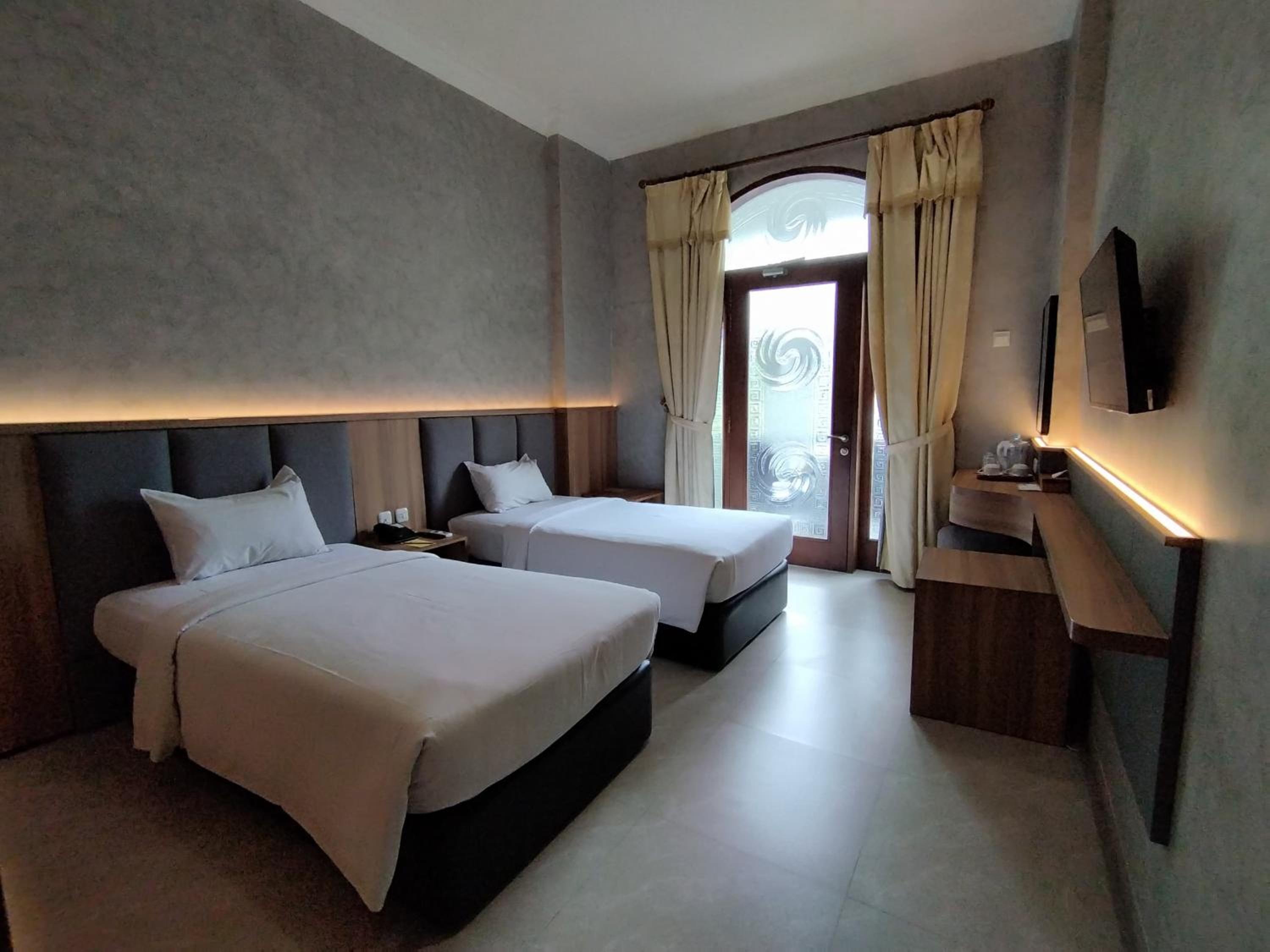 Executive Double or Twin Room - Photo 6