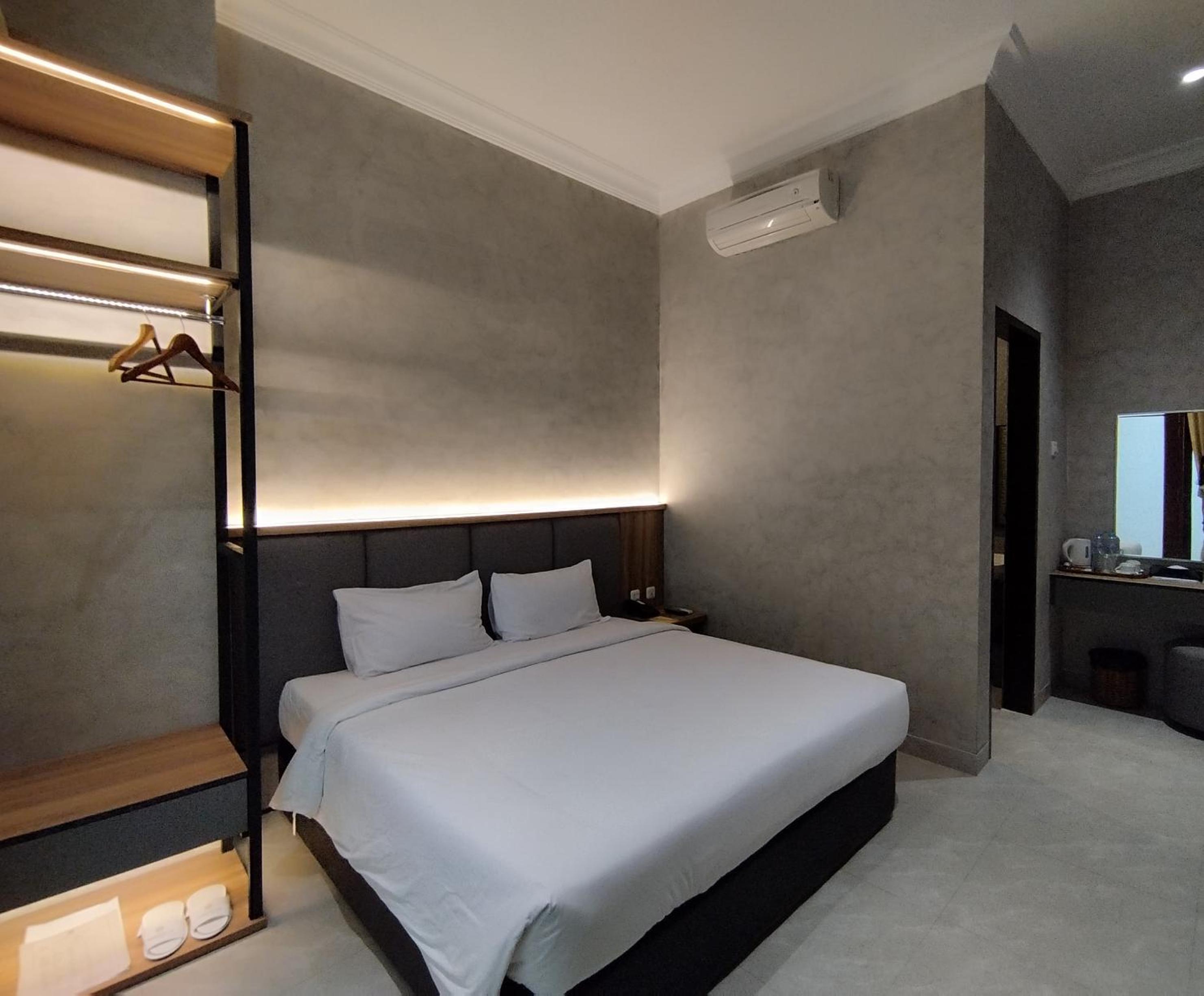 Deluxe Double or Twin Room photo 1