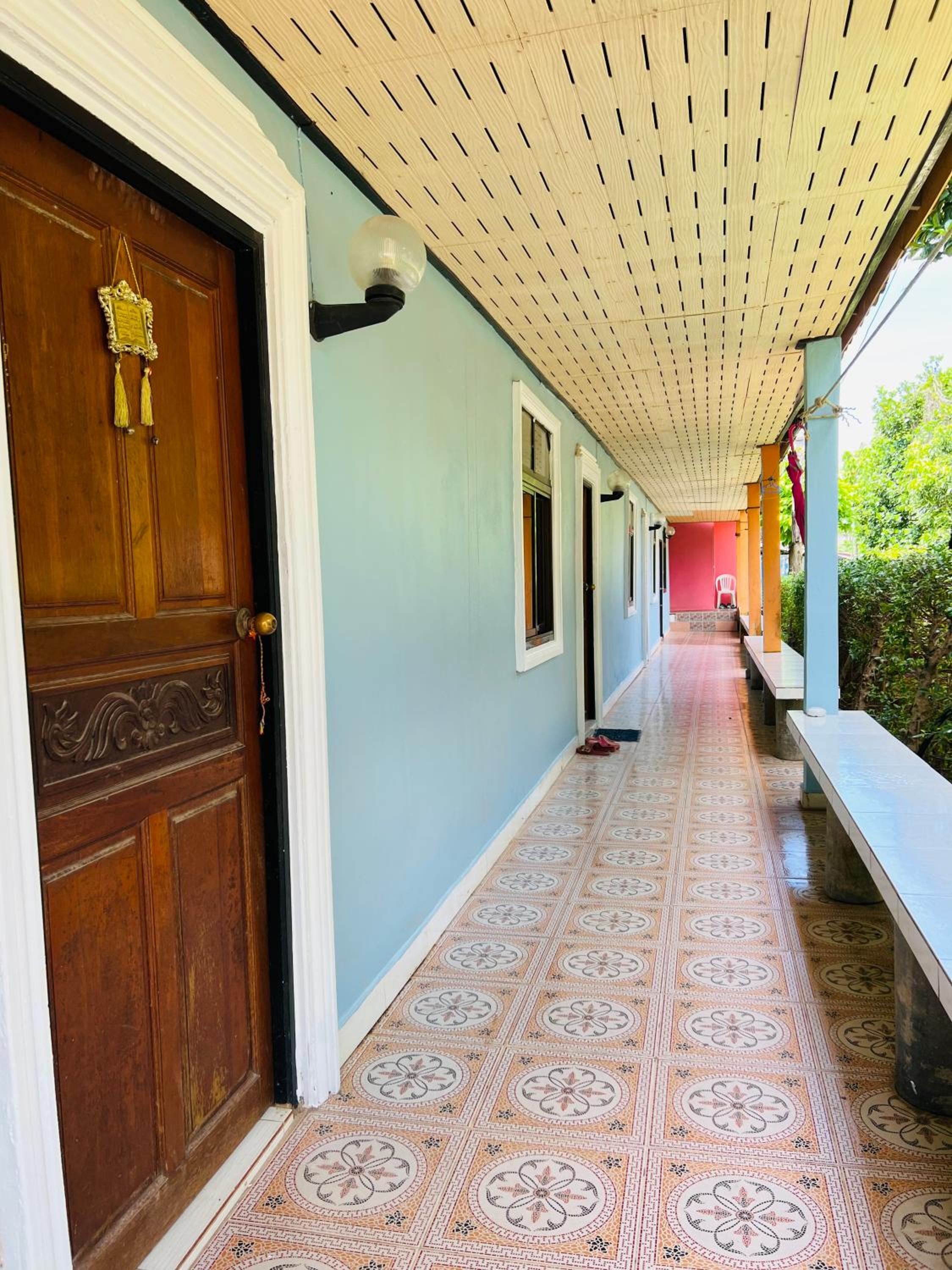 Apartment - Ground Floor photo 2