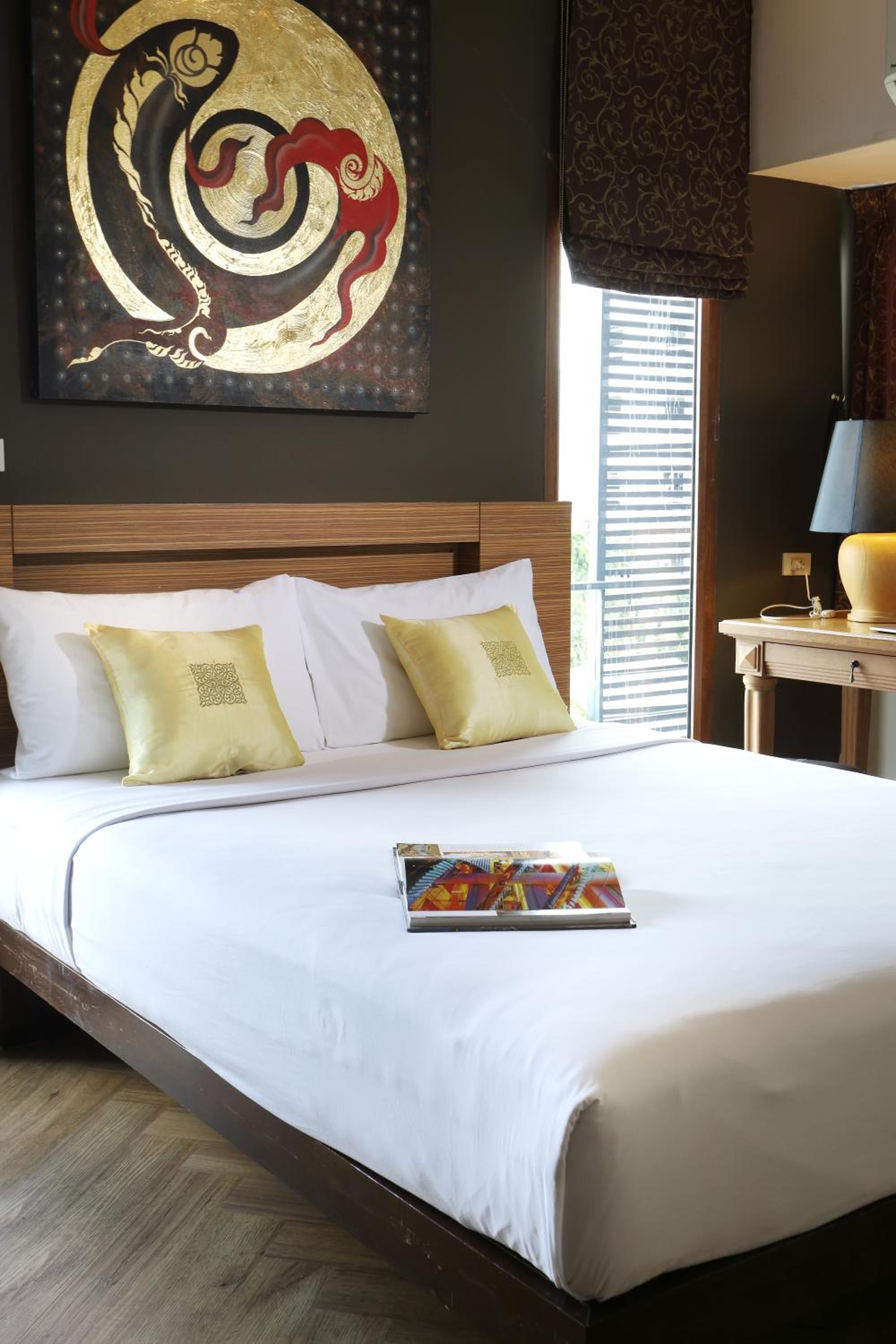 Double Premier Room thumbnail 6