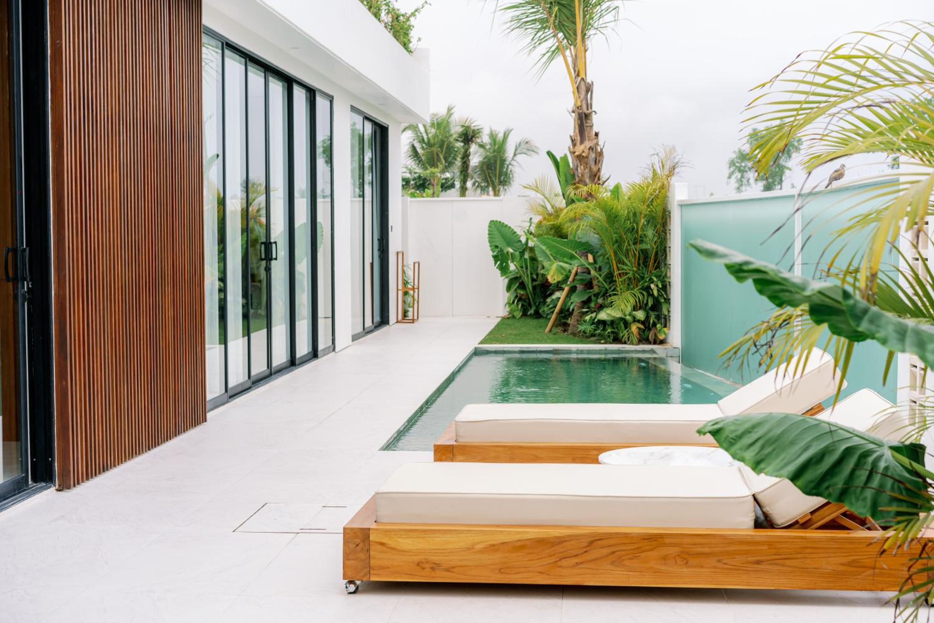 Three-Bedroom Villa - Photo 16