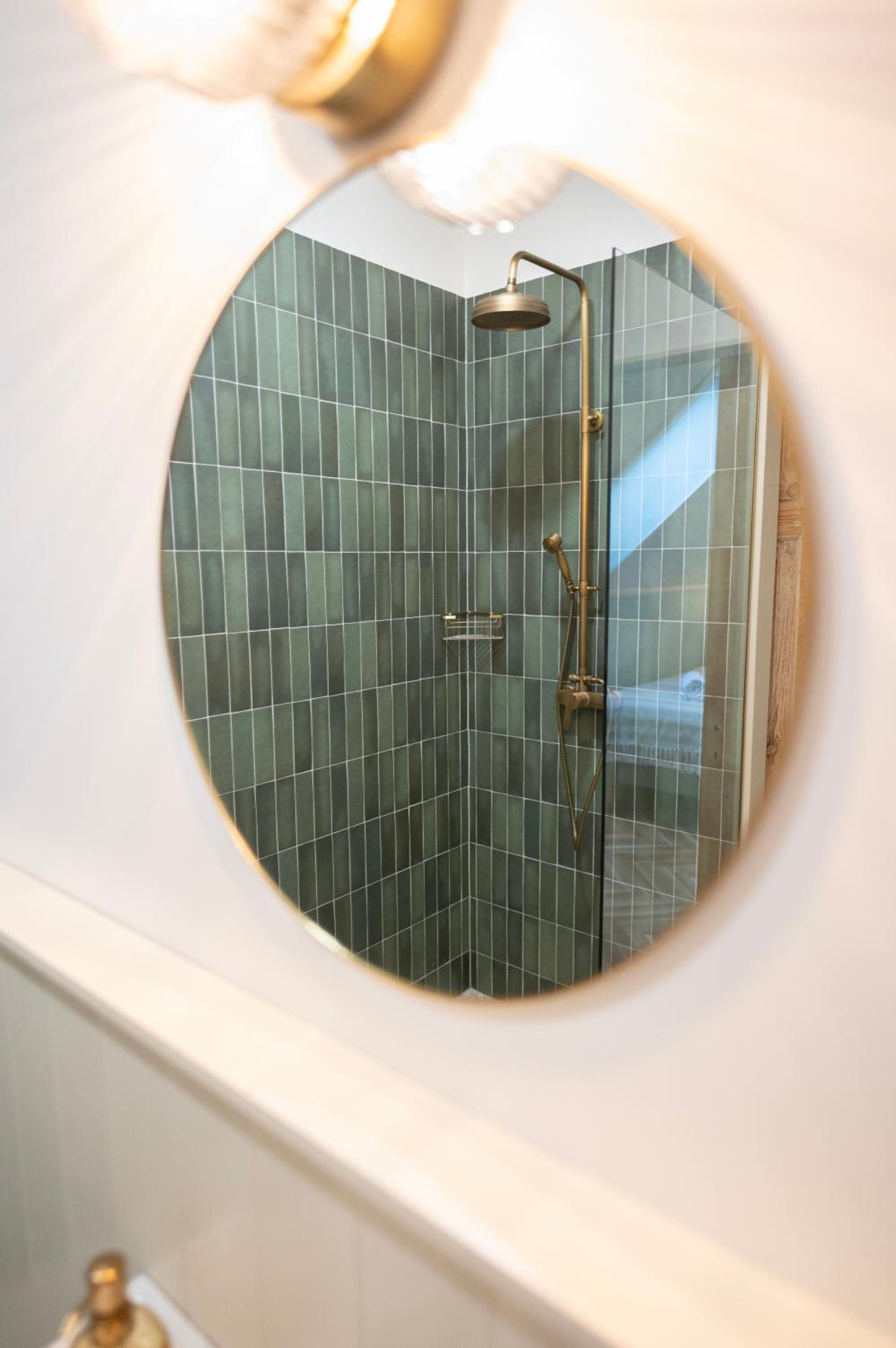 Twin Room with Private Bathroom photo 2