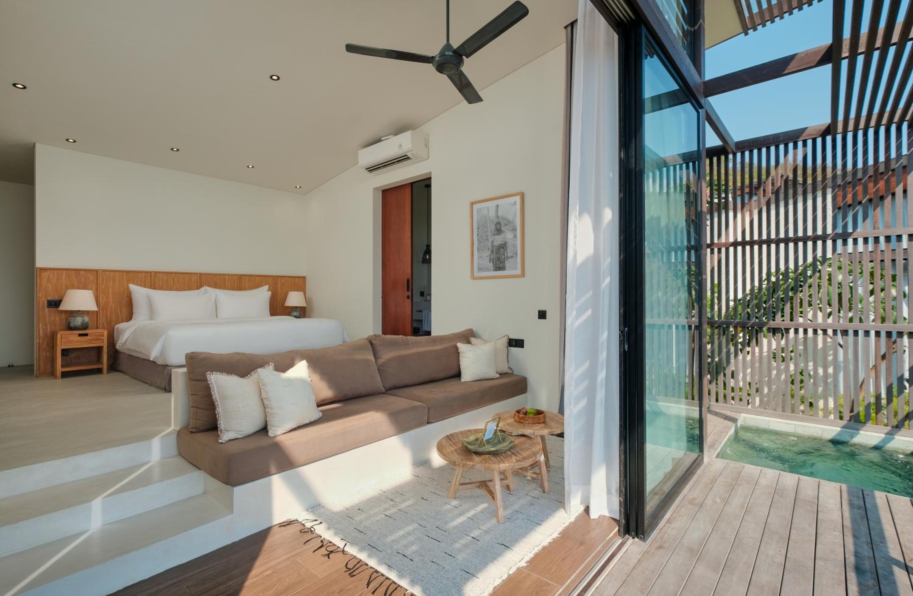 One-Bedroom Villa with Plunge Pool - Photo 2