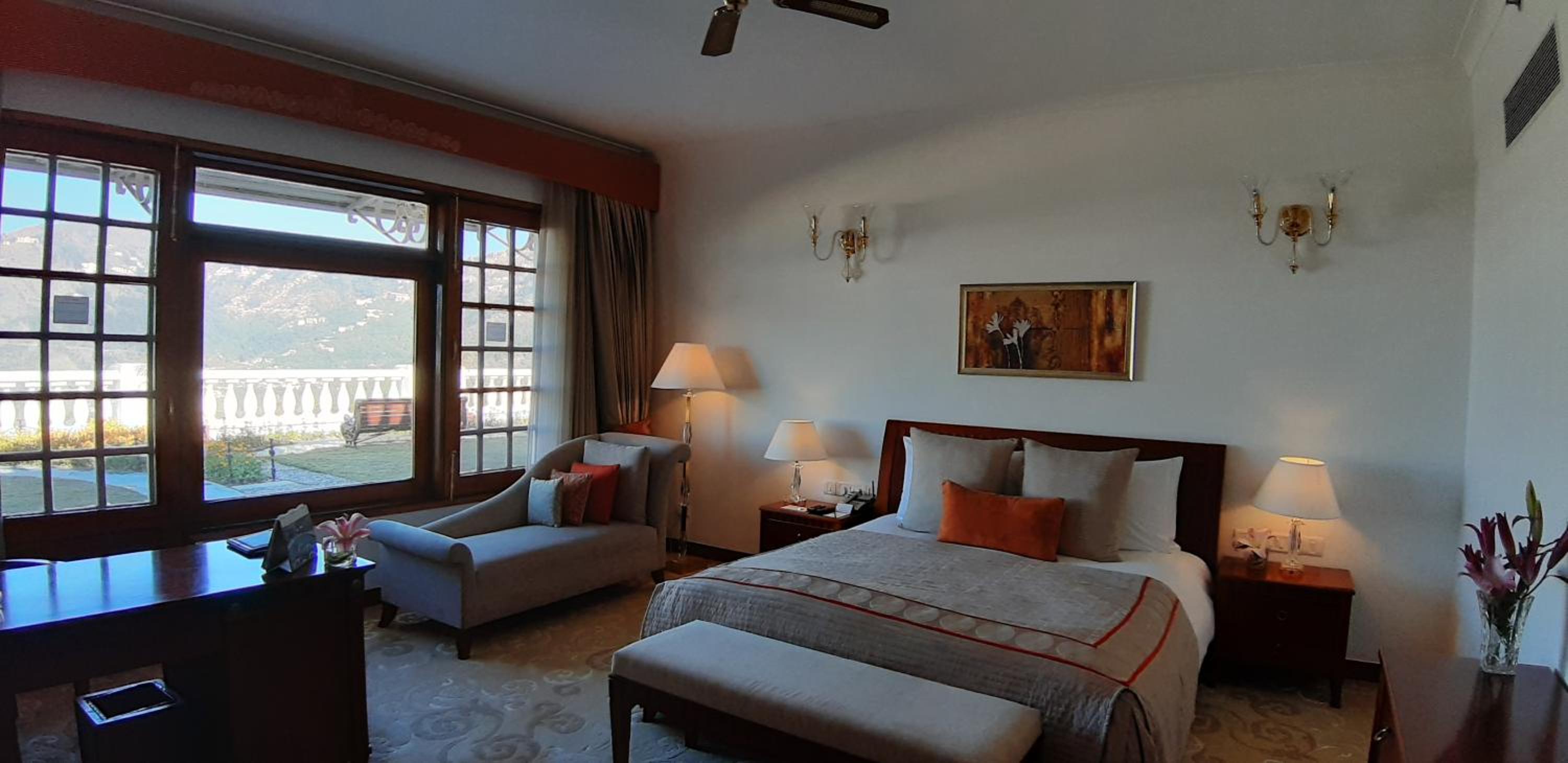 Executive Double or Twin Room - Residency Tower with 10% discount on spa, food, beverages and complimentary evening tea and entertainment