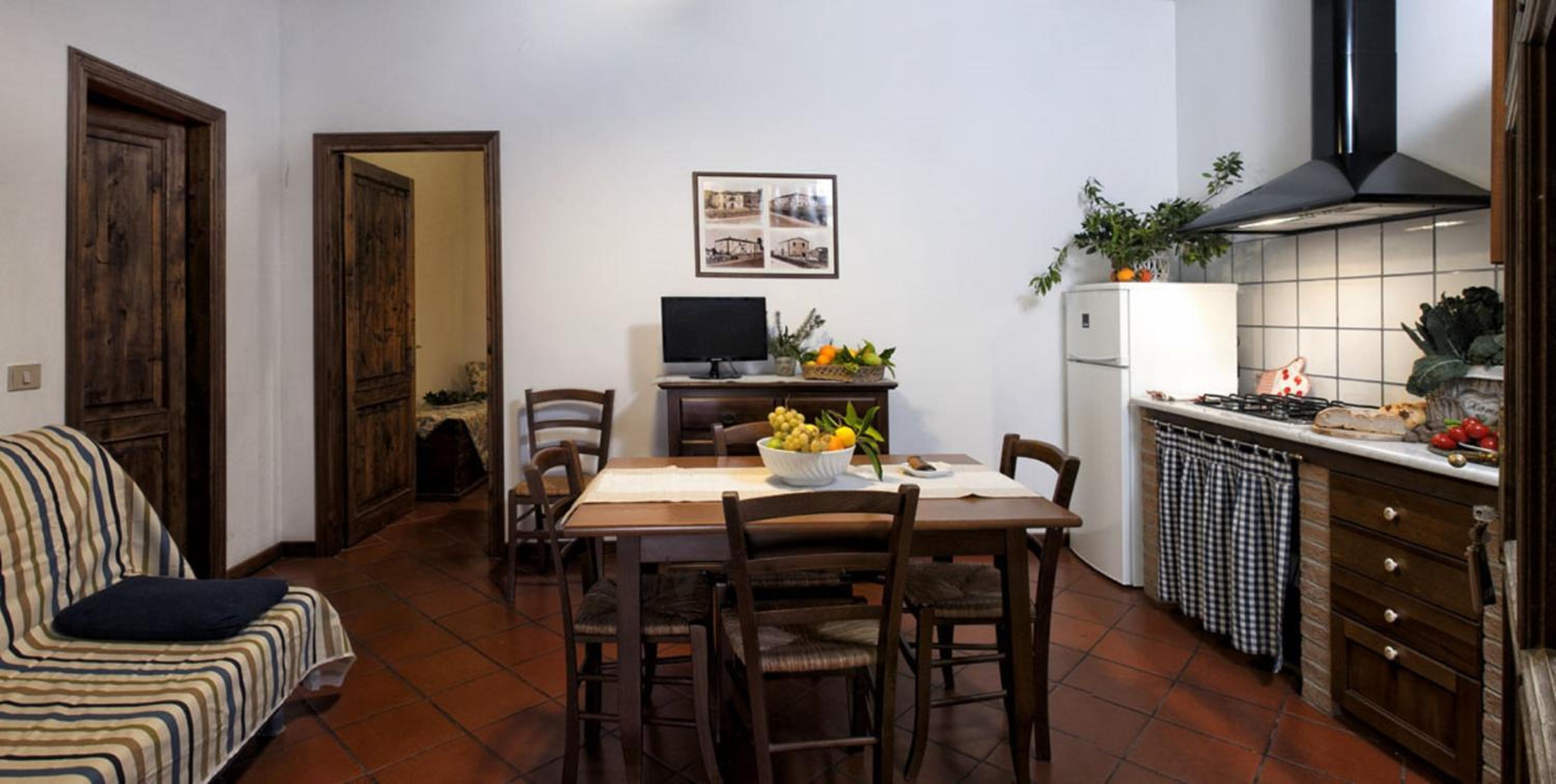 Apartment - Ground Floor photo 3