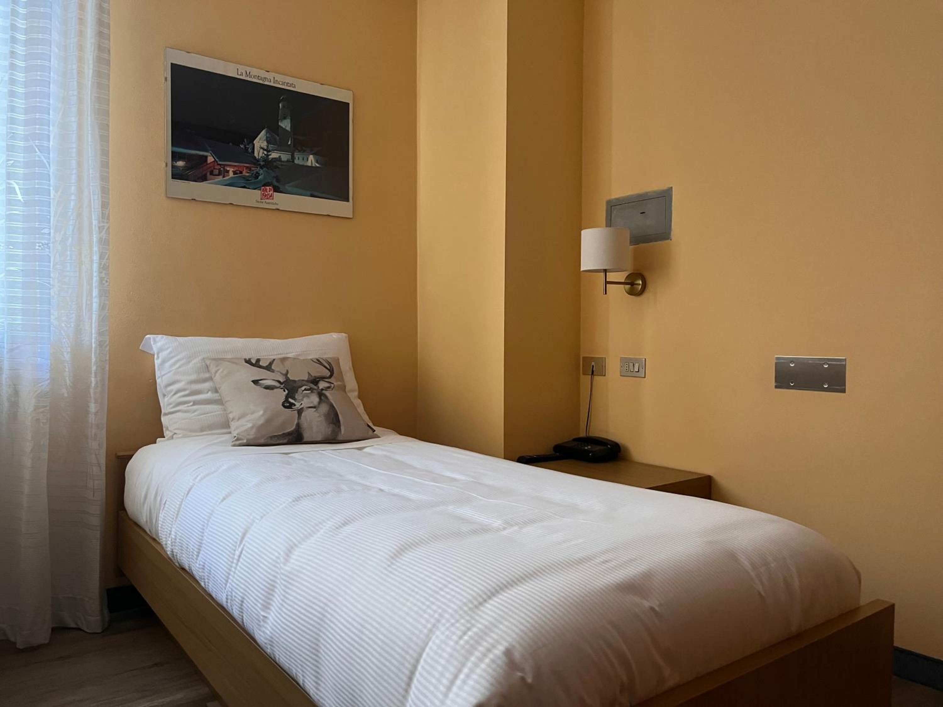 Single Room with Balcony photo 1
