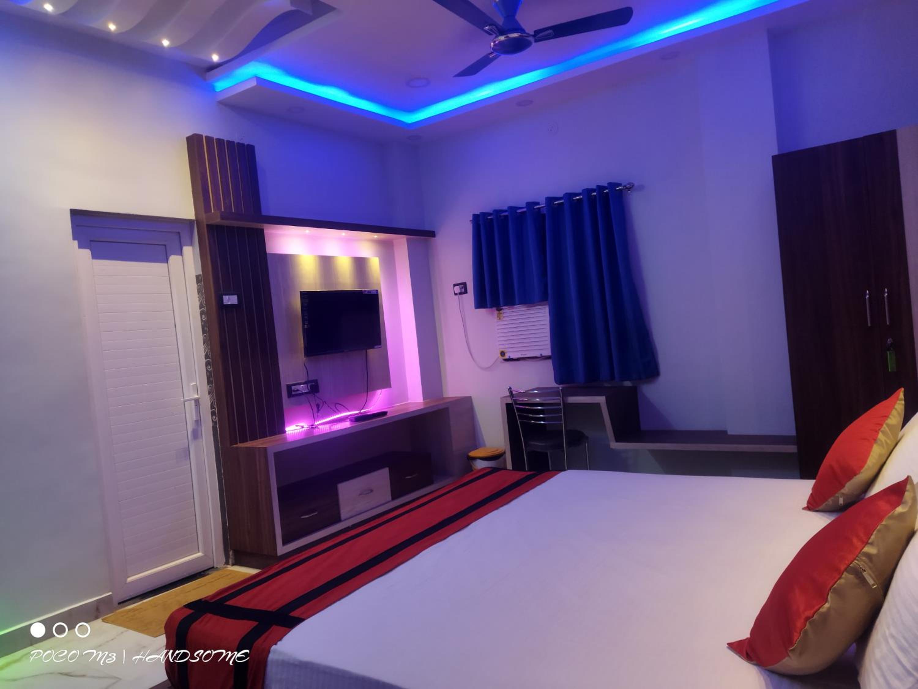 Deluxe Double Room photo 3