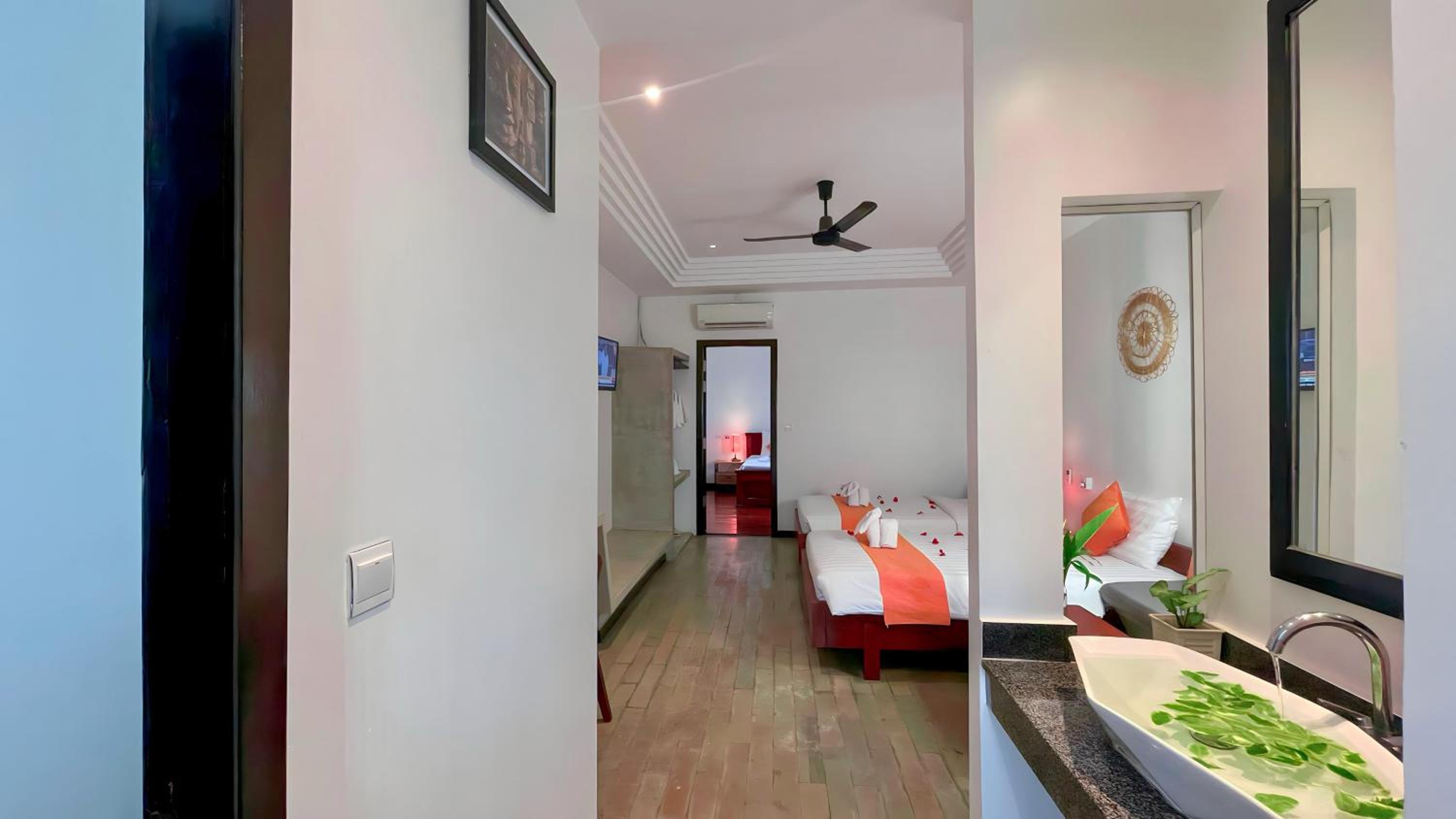 Family Suite With Balcony - Free Pick Up - Photo 4
