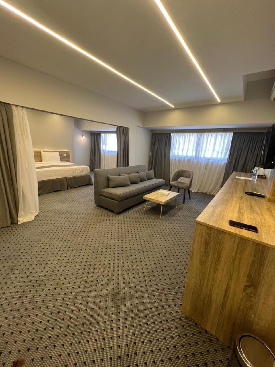 Executive Suite