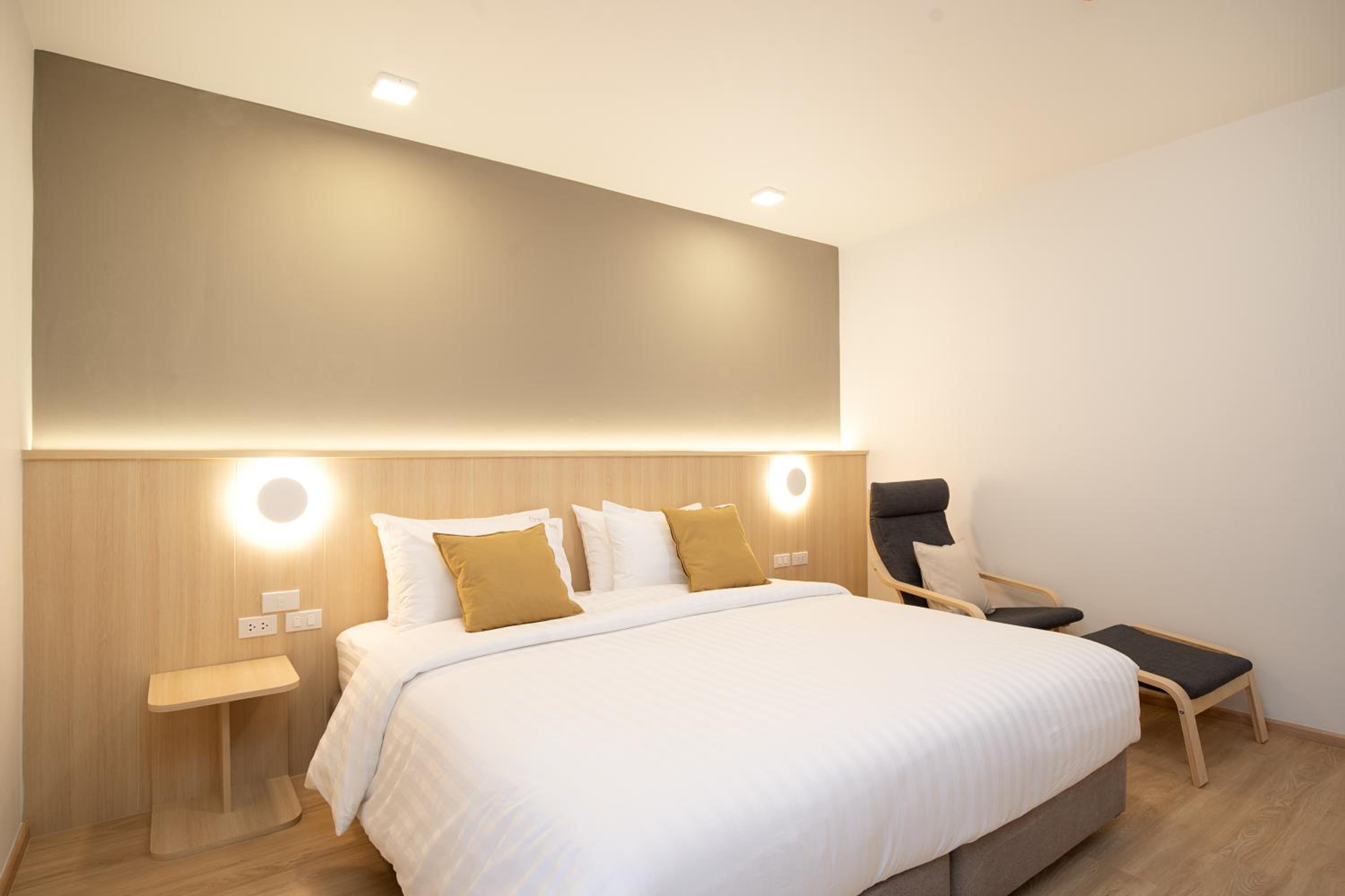 Deluxe Premier Room with balcony photo 2