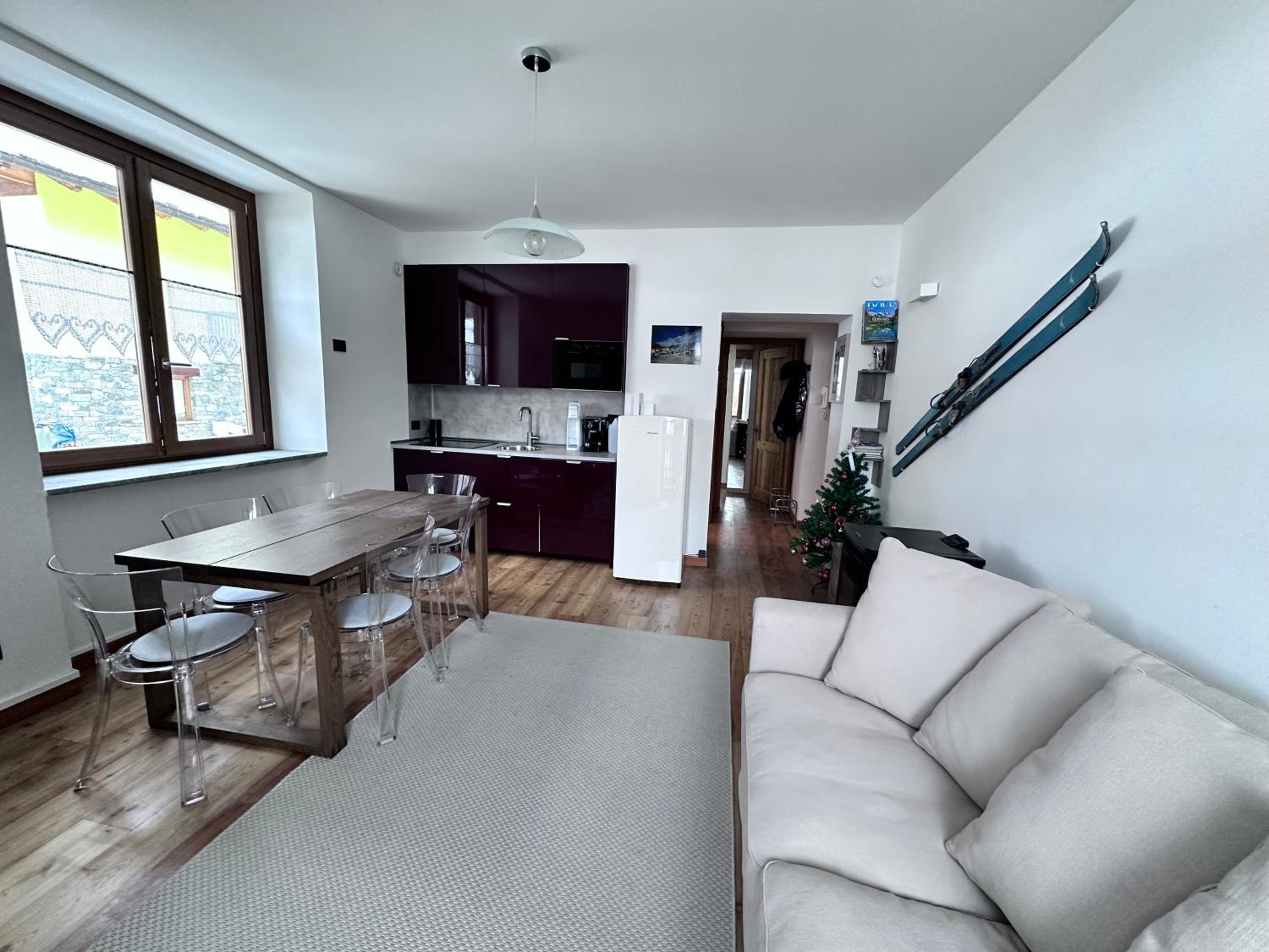 Two-Bedroom House photo 3