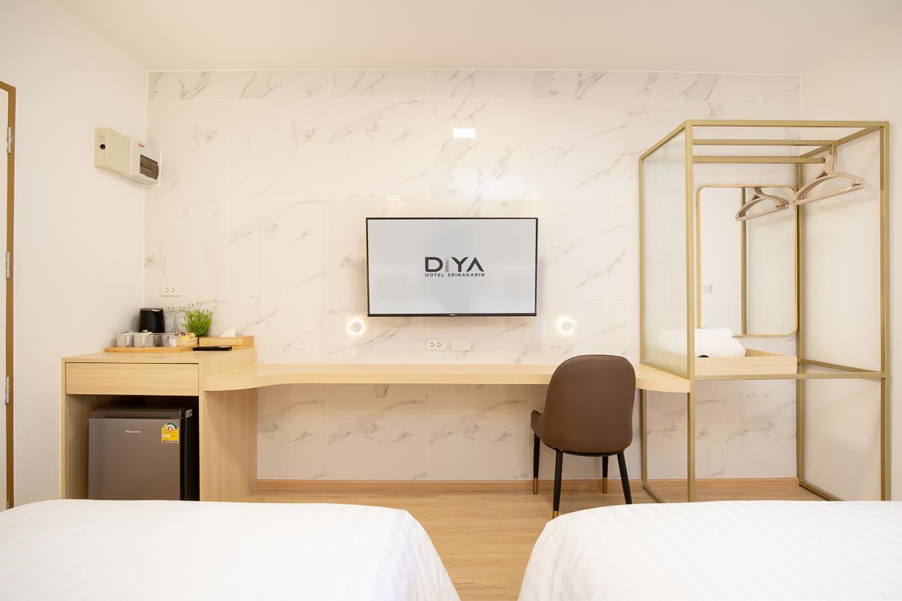 Superior Twin Room with balcony photo 2
