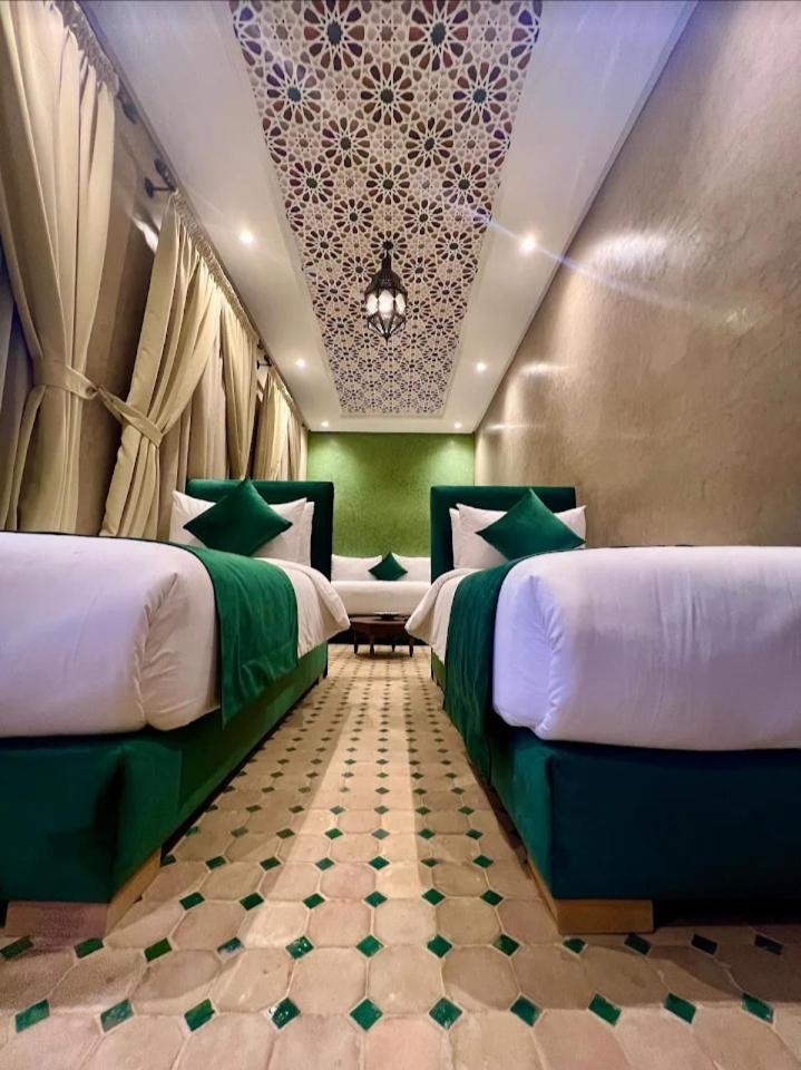 Premium Quadruple Room - Photo 7