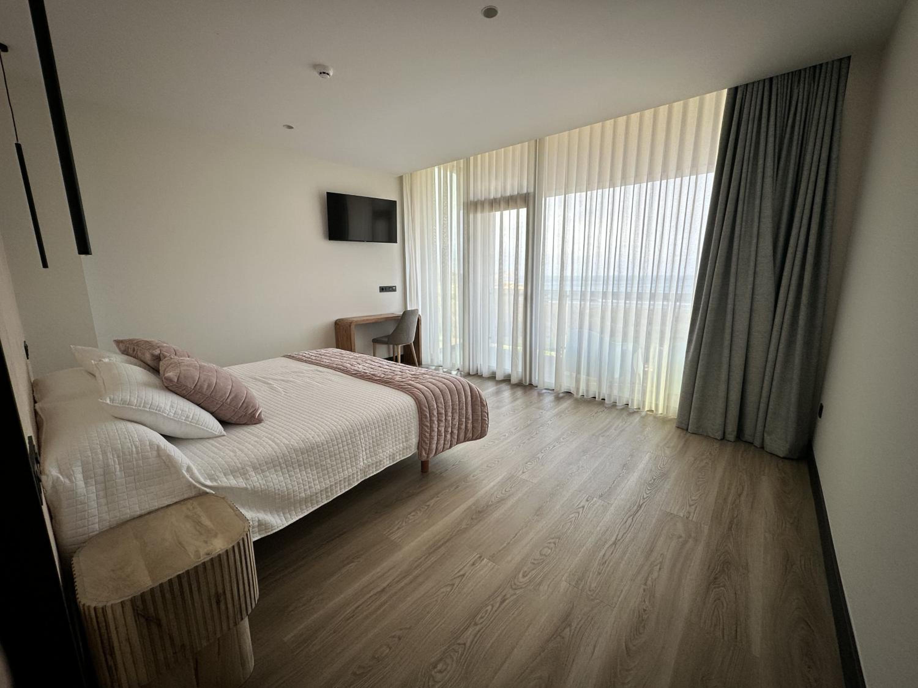 King Room with Balcony photo 3