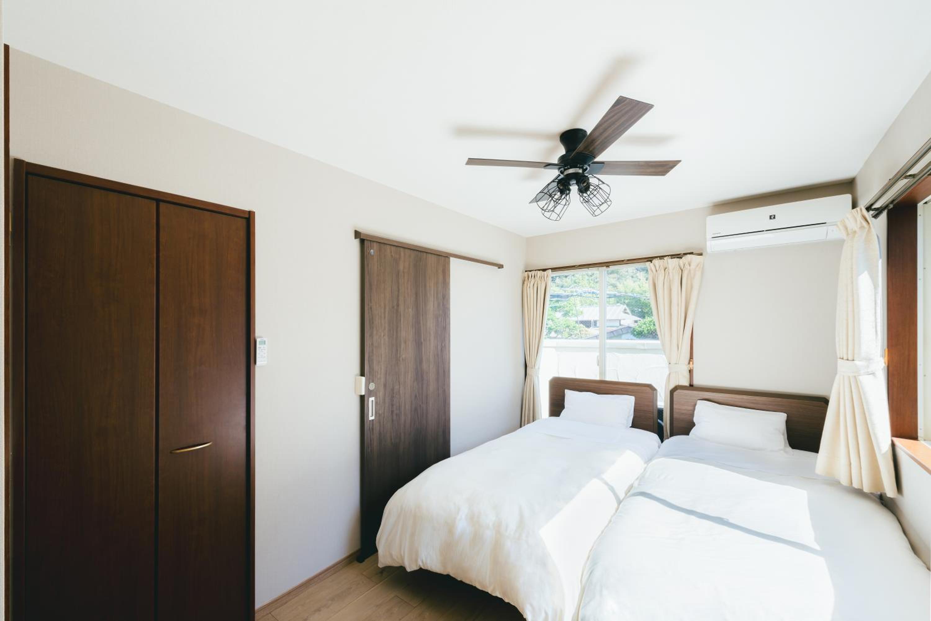 Quadruple Room - Photo 5