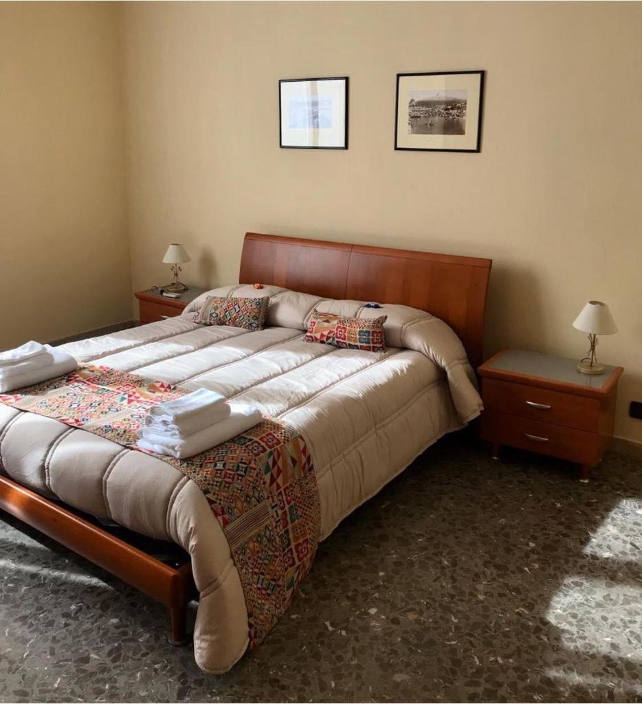 Two-Bedroom Deluxe Apartment with Balcony
