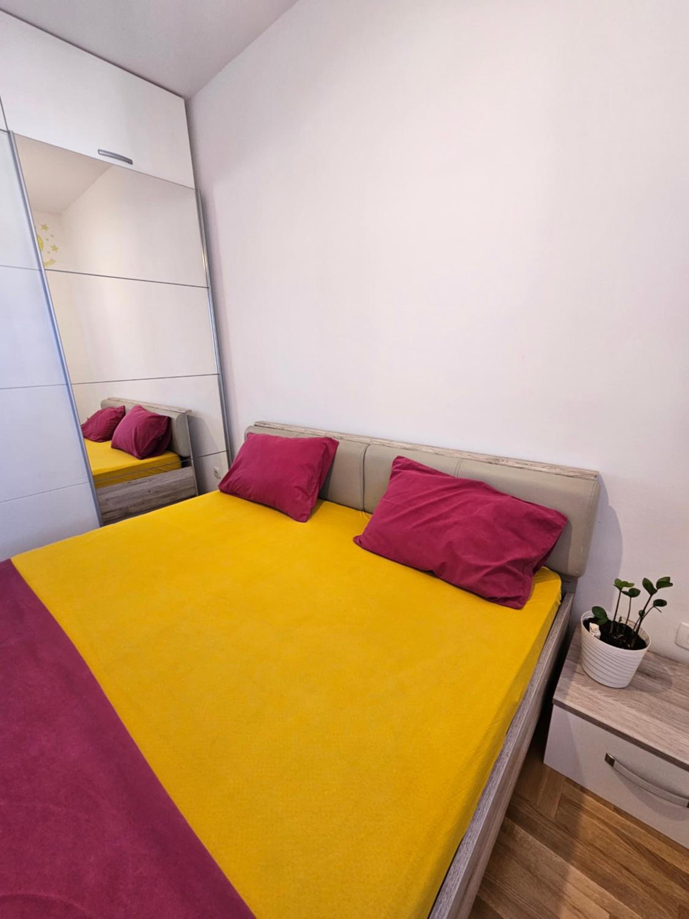 One-Bedroom Apartment - City View