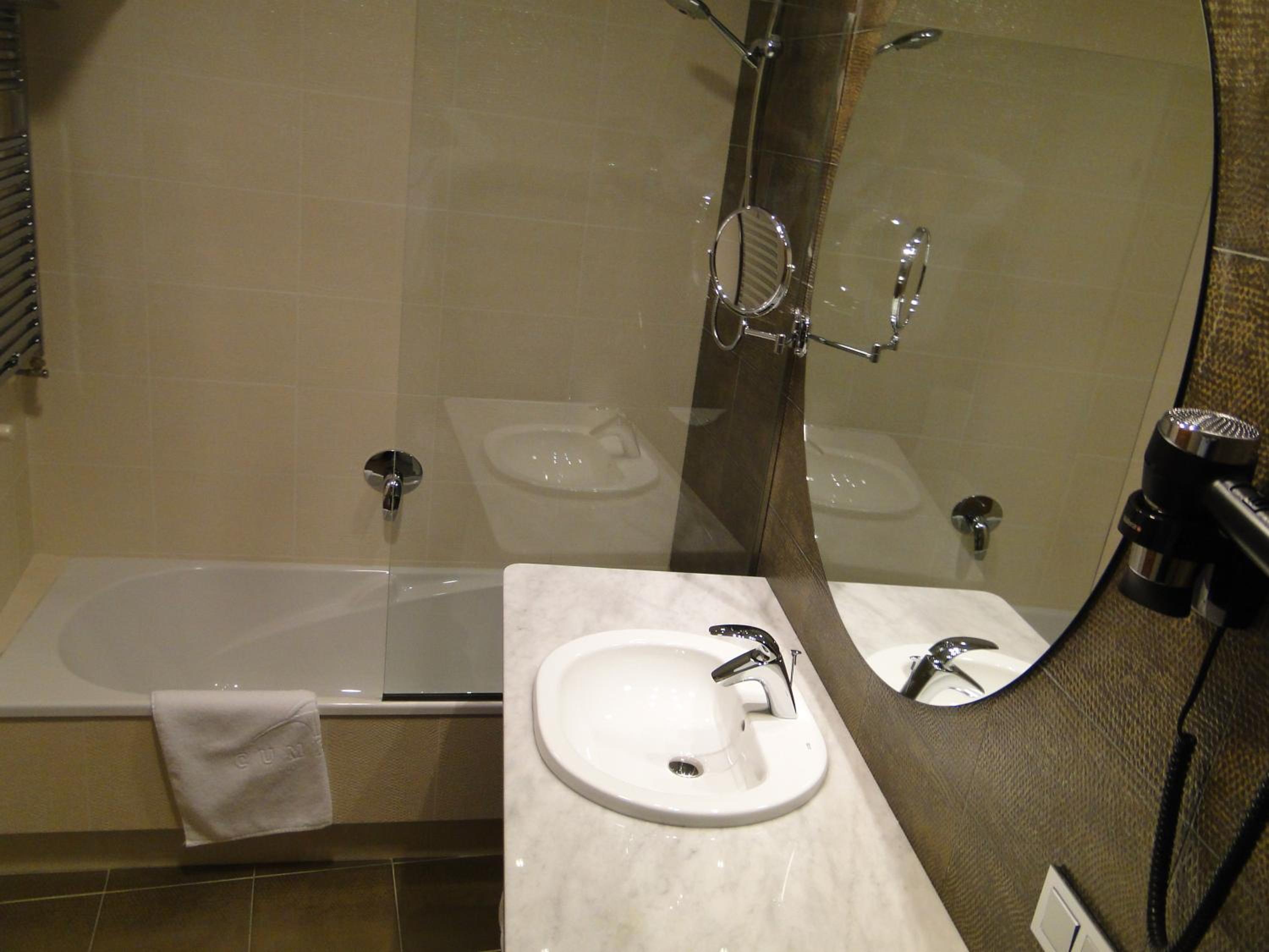 Standard Suite photo 3