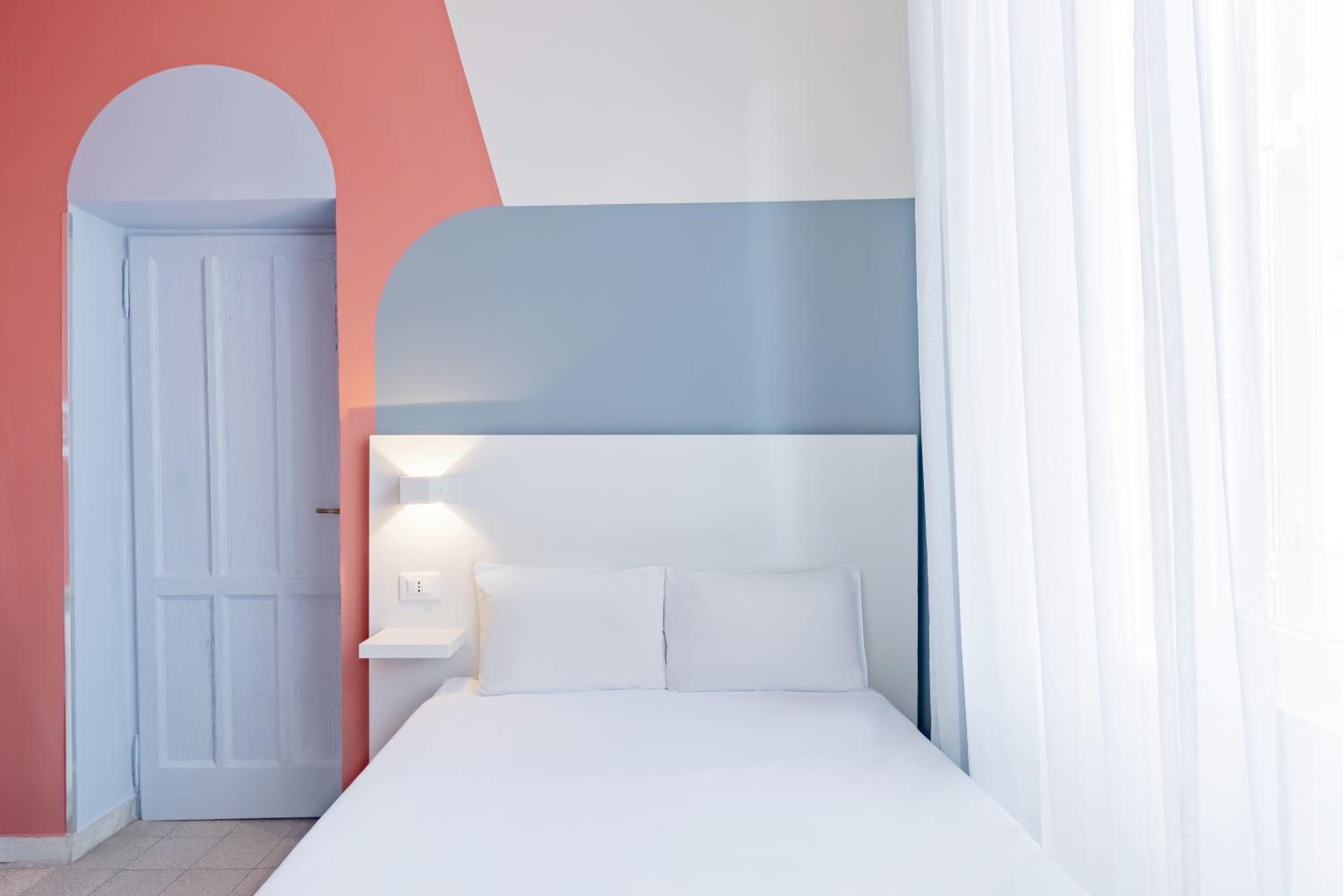 Small Double Room photo 1