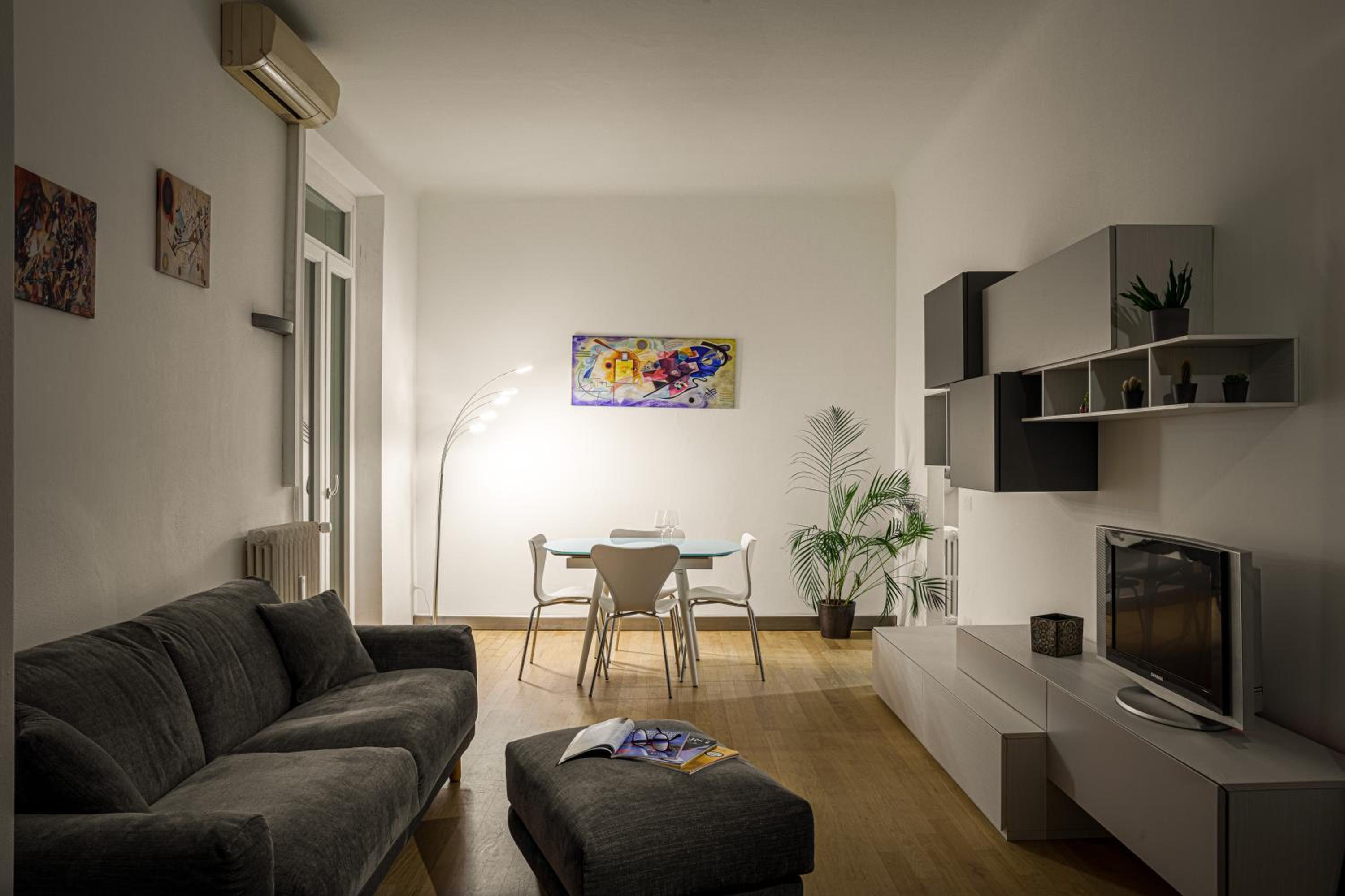 One-Bedroom Apartment