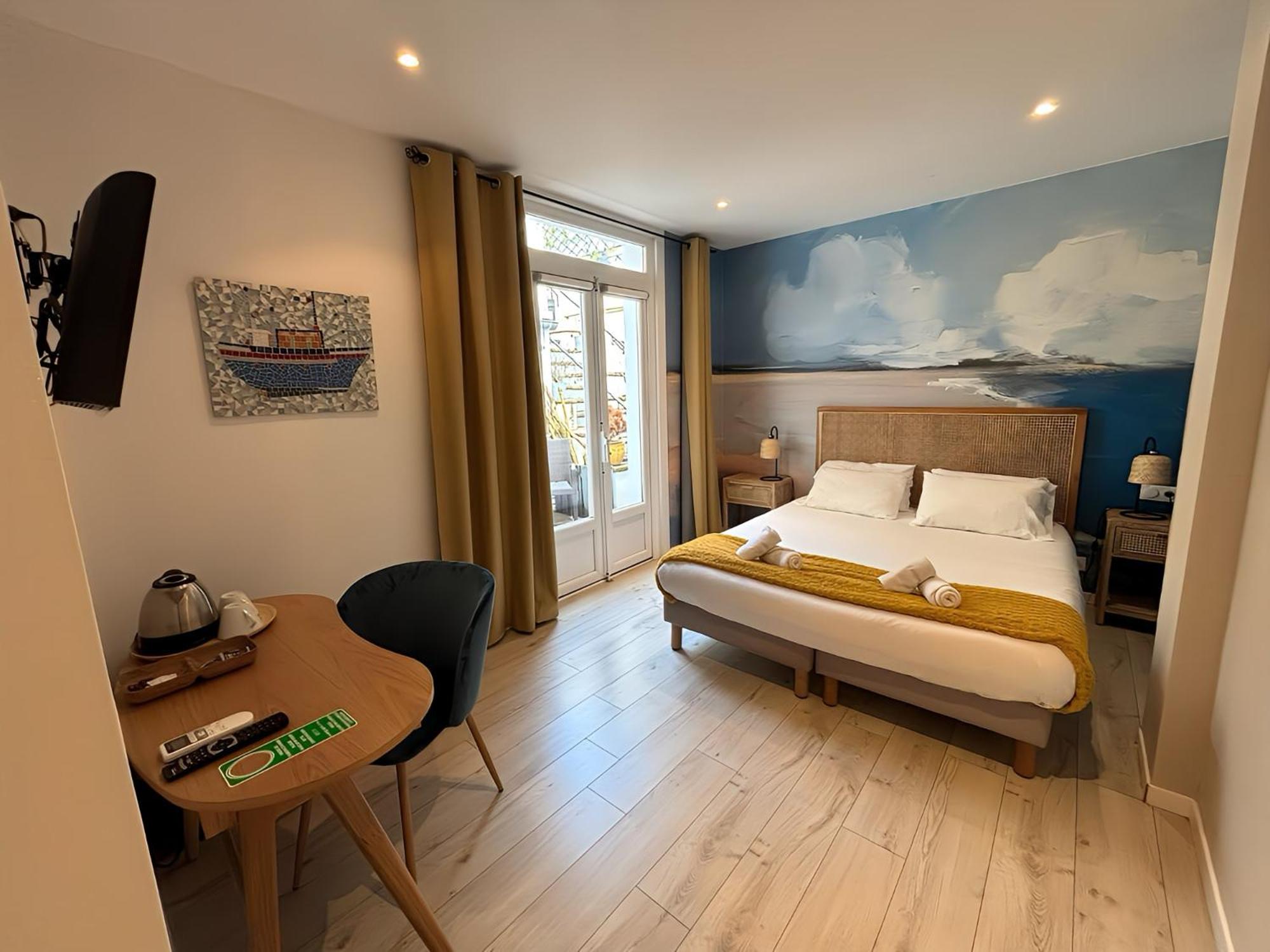 Superior Double Room photo 2