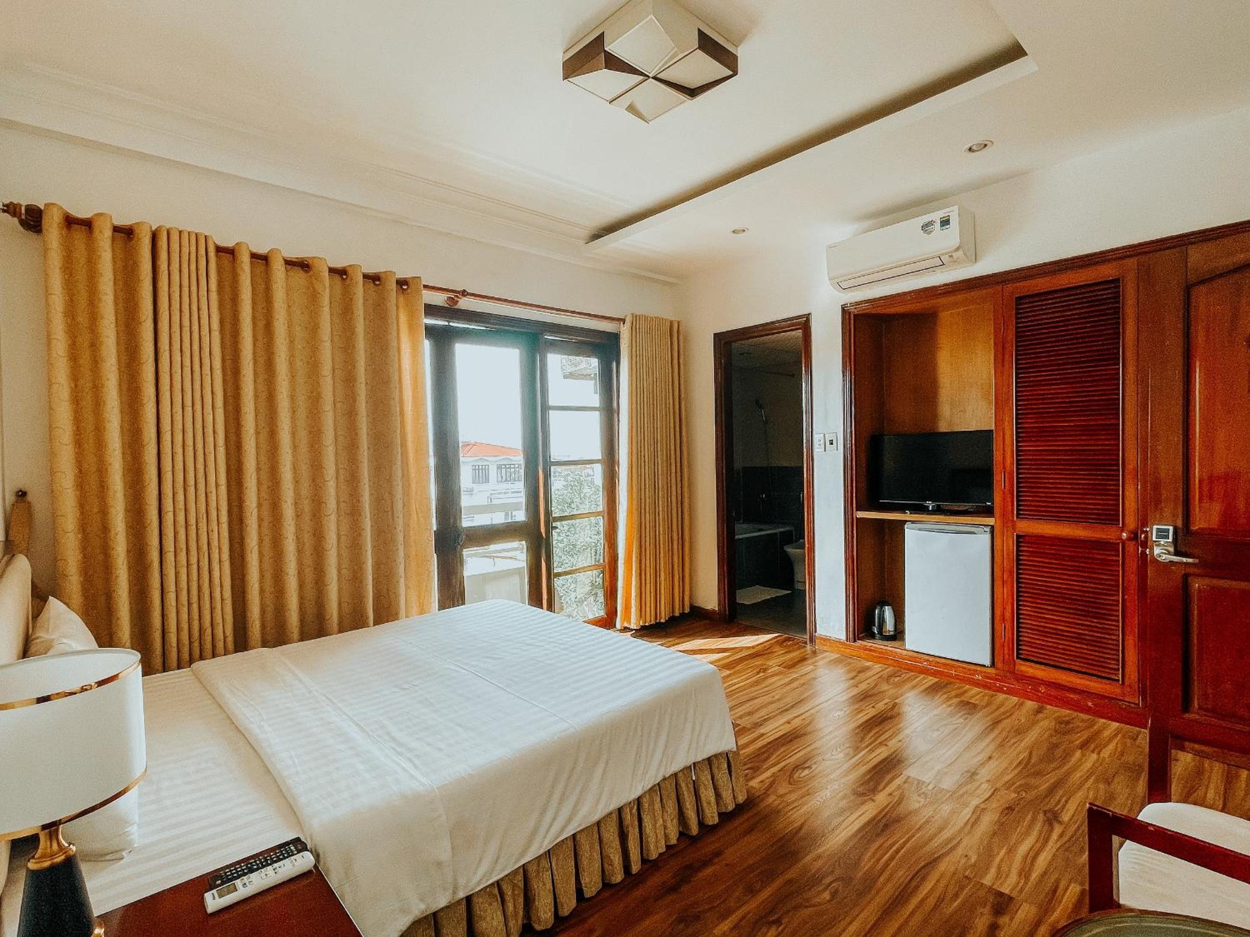 Deluxe Double Room - Photo 1