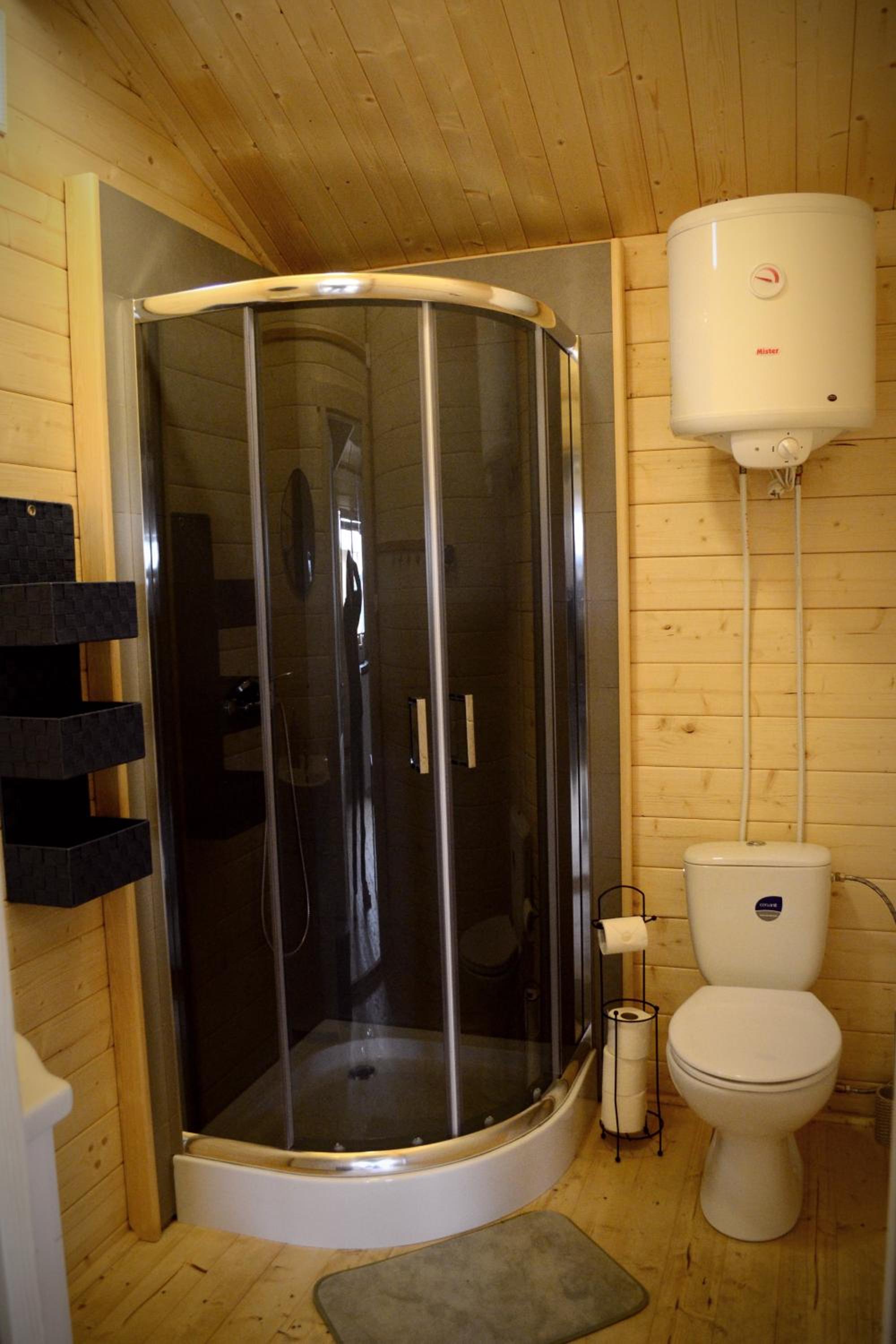 Two-Bedroom House - Photo 13