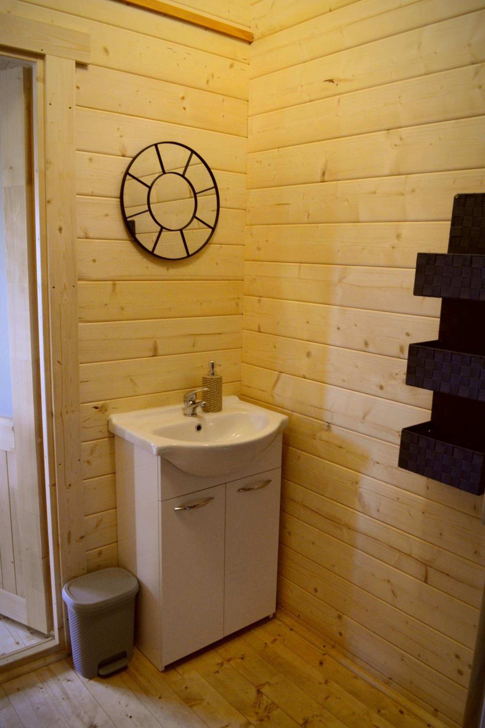 Two-Bedroom House - Photo 12