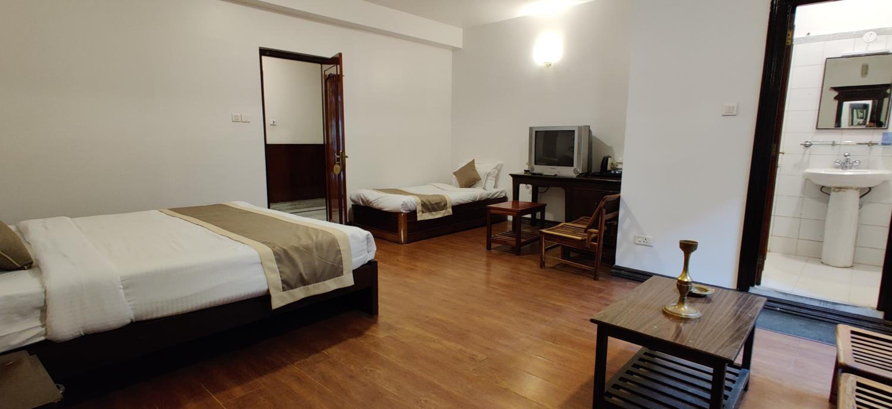 Standard Triple Room - Photo 3