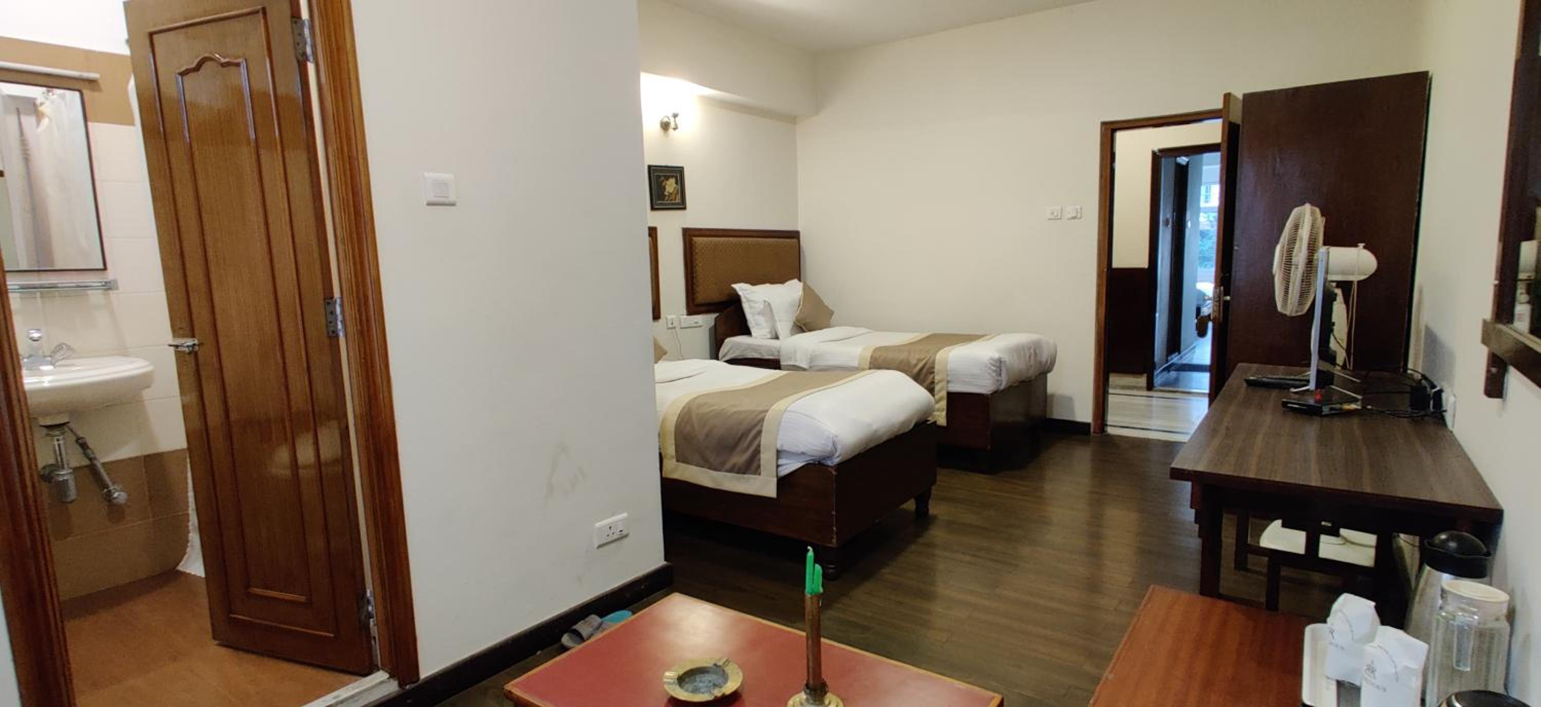 Standard Double Room - Photo 2
