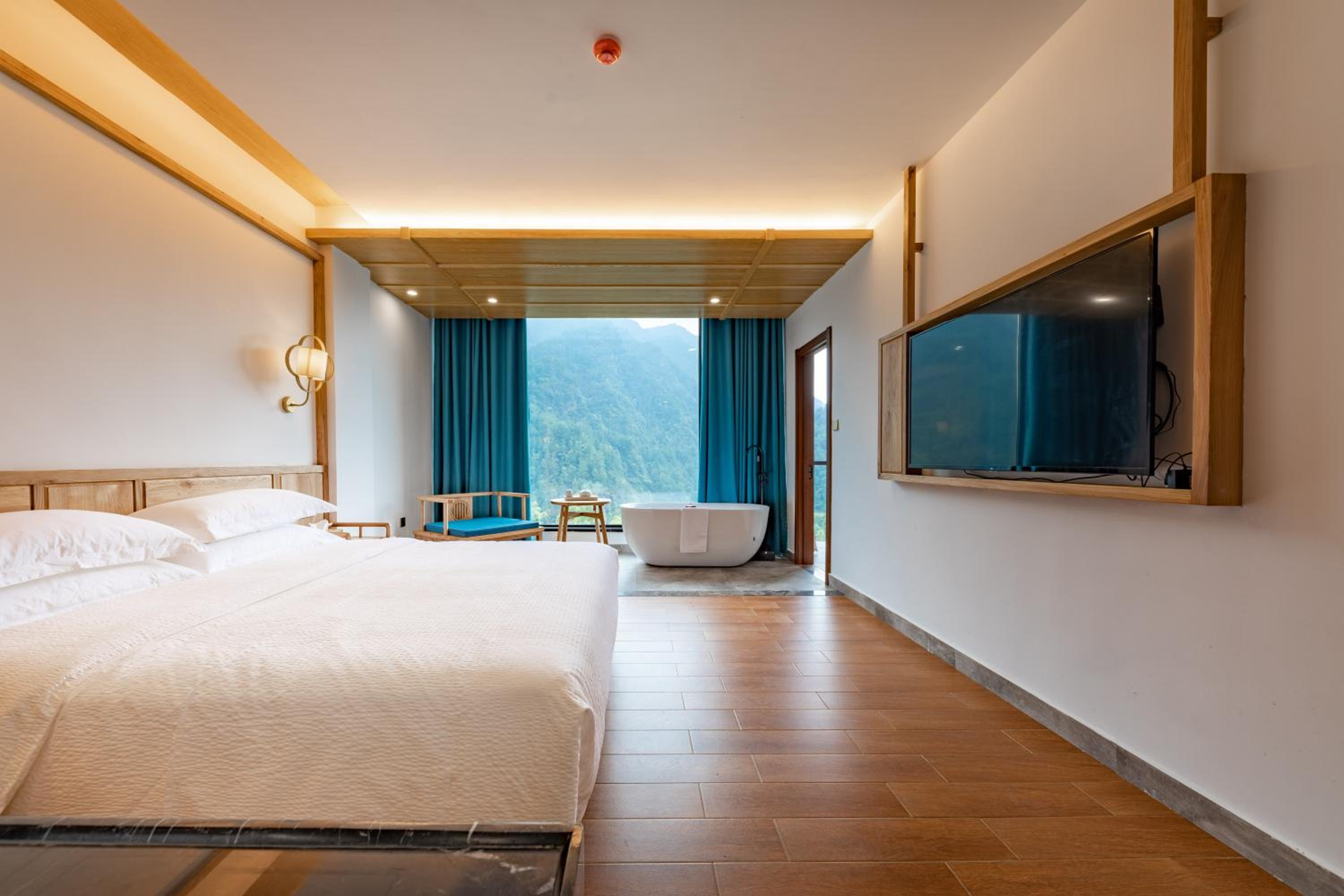 Double Room With Balcony photo 1