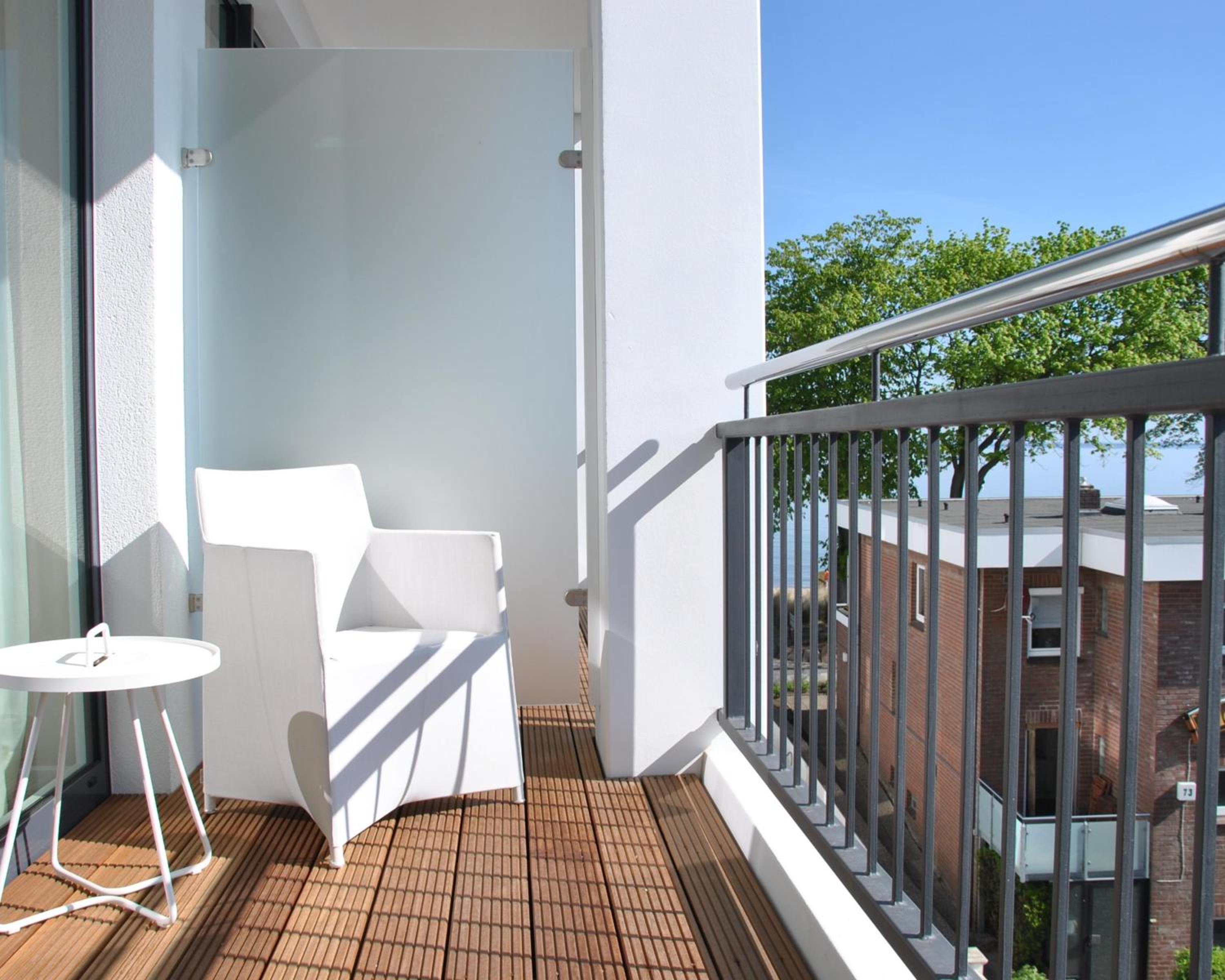 Land Deluxe Double Room with Balcony and Land View (no pets) photo 3