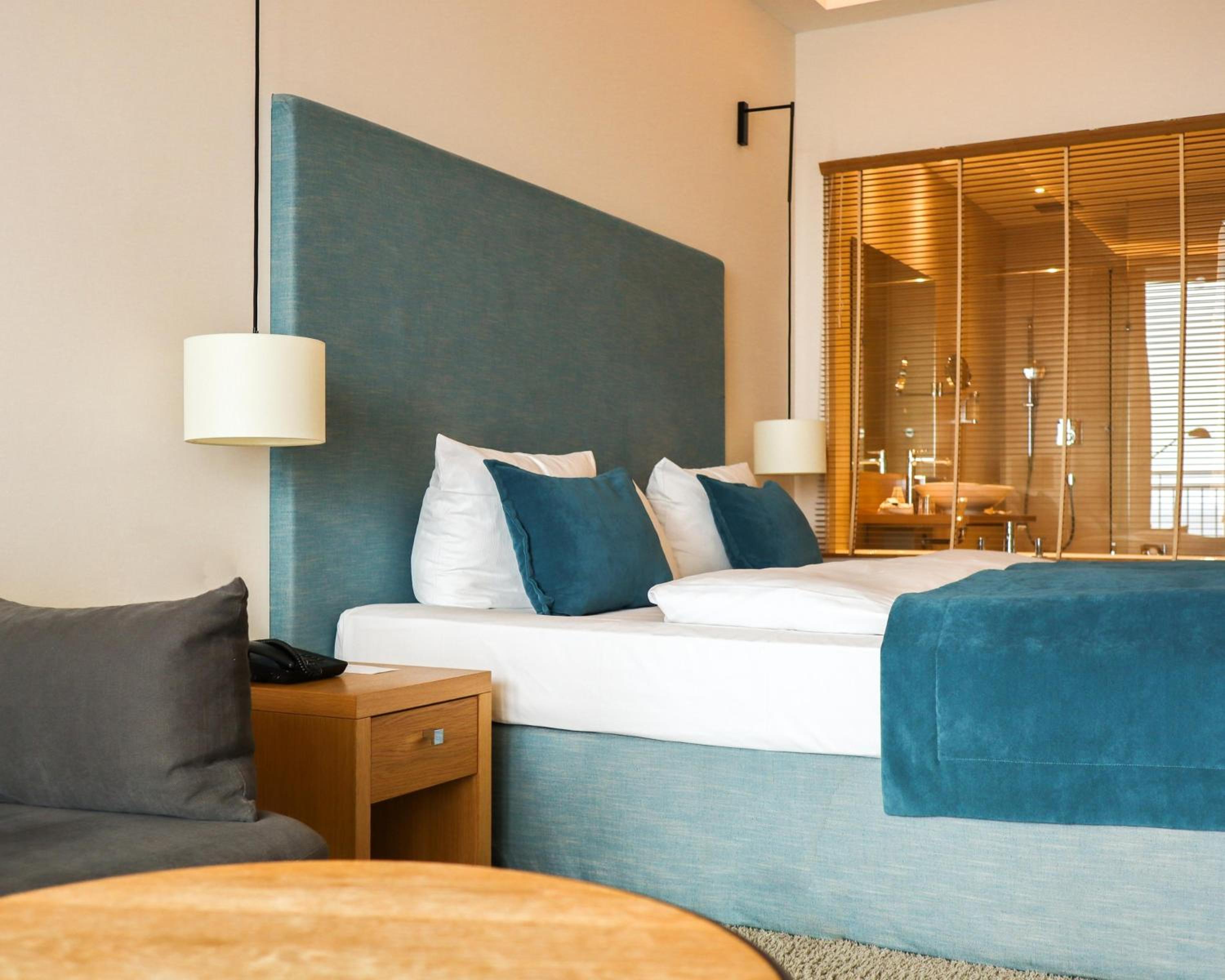 Sea Luxury Double Room with Bath, Balcony and Sea View (no pets) photo 3